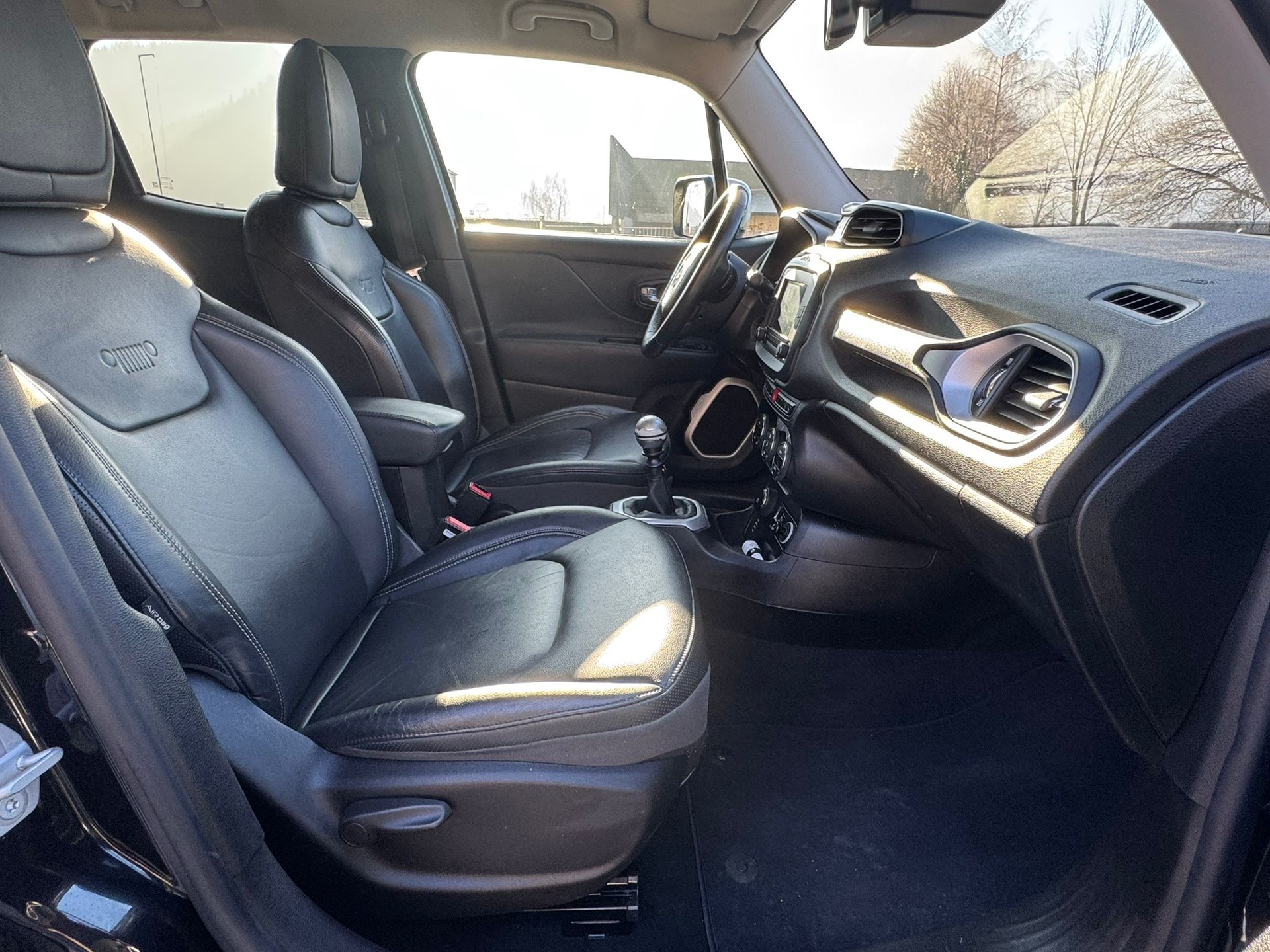 JEEP Renegade 2.0 CRD Limited AWD-image-13