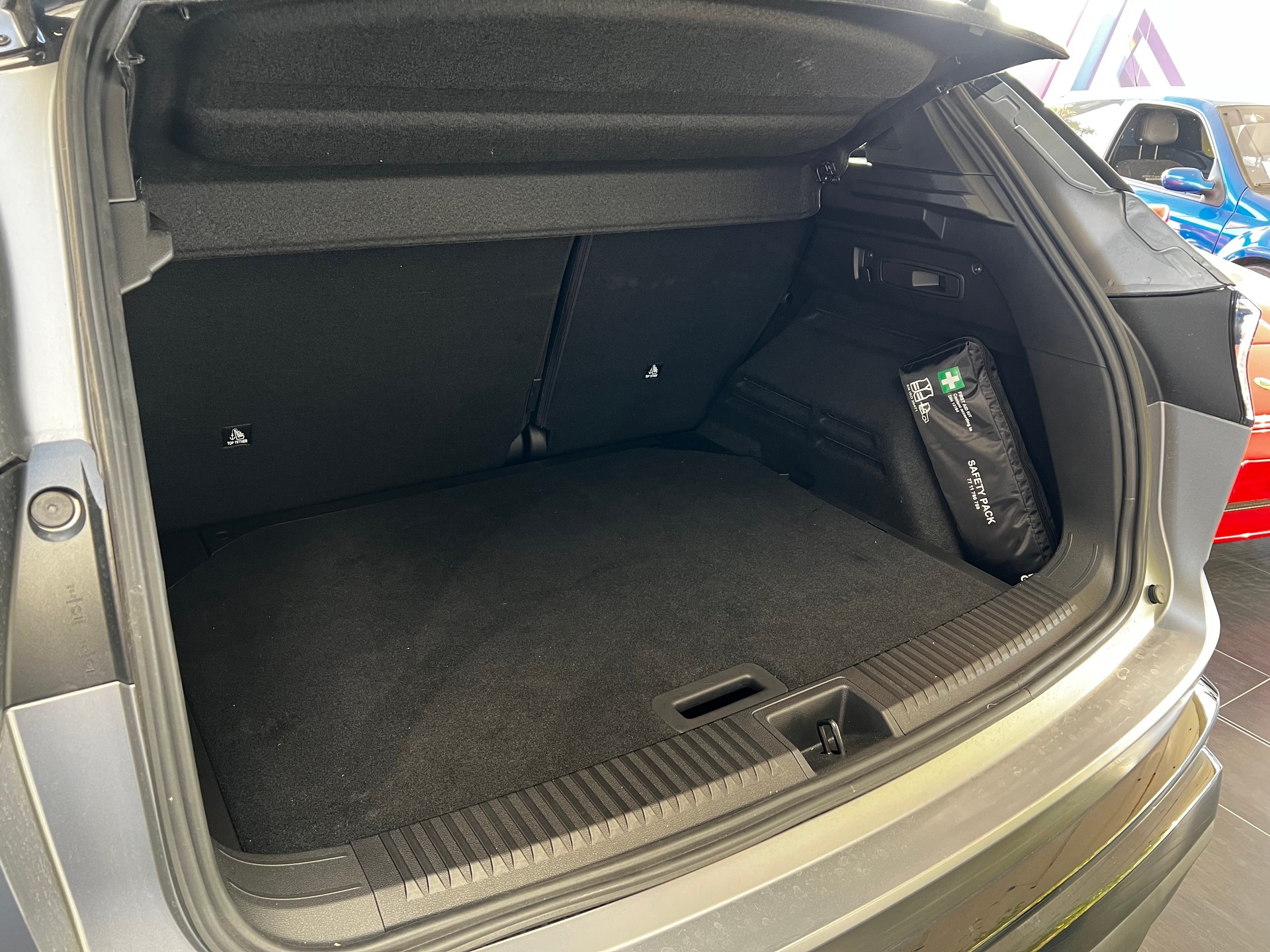 RENAULT Austral iconic esprit Alpine E-Tech-image-11