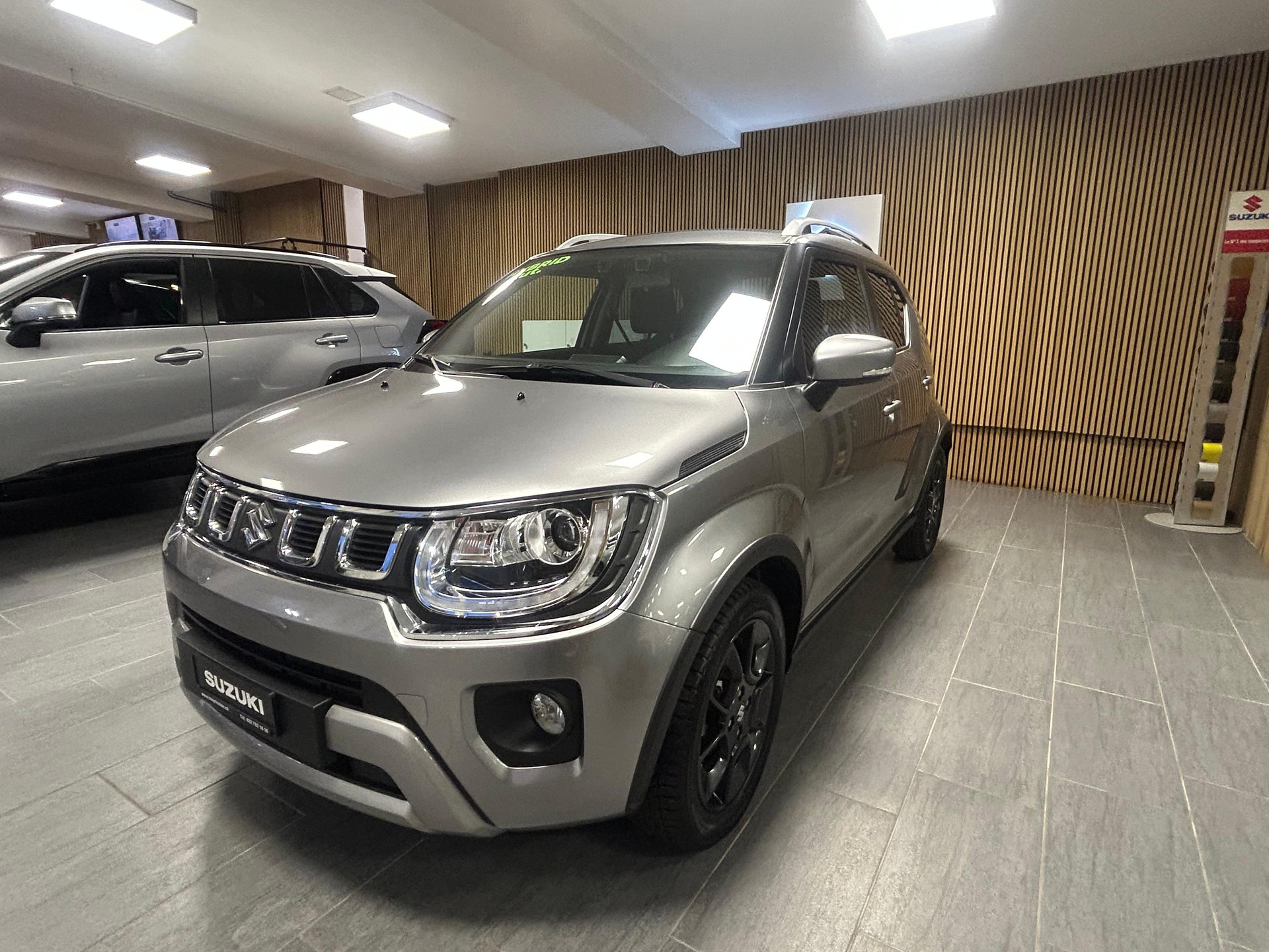 SUZUKI Ignis 1.2 Compact Top Hybrid-image-4