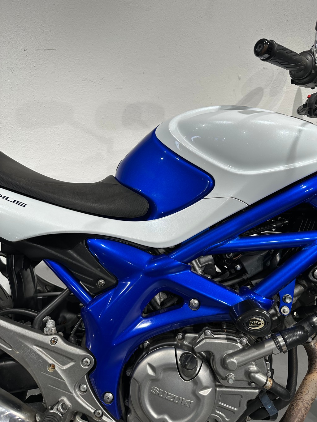 SUZUKI SFV 650 Gladius-image-5