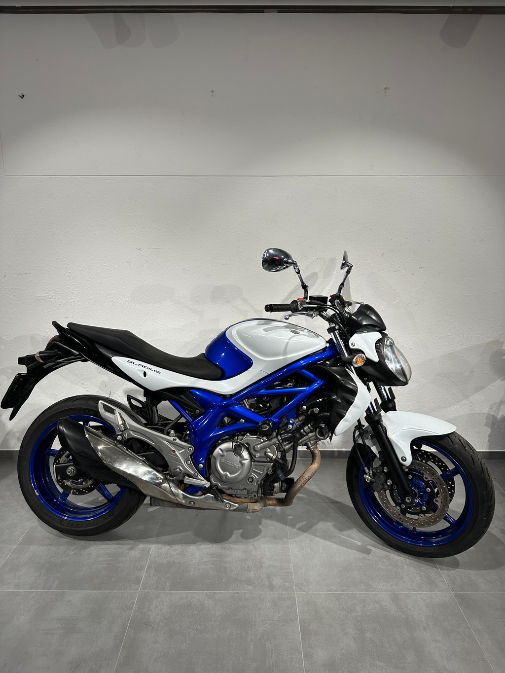 SUZUKI SFV 650 Gladius-image-0