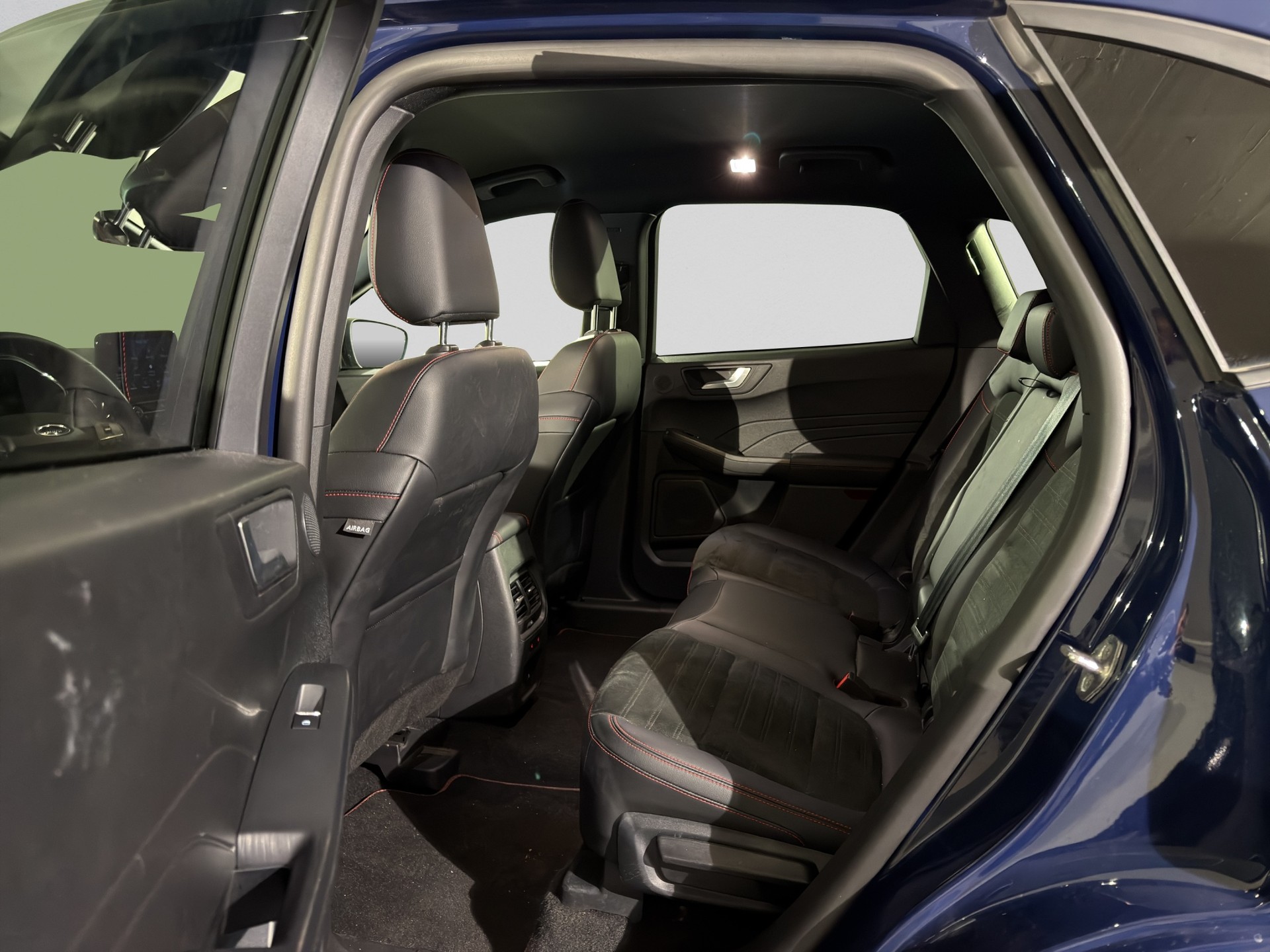 FORD Kuga 2.5 PHEV ST-Line X 2WD-image-14
