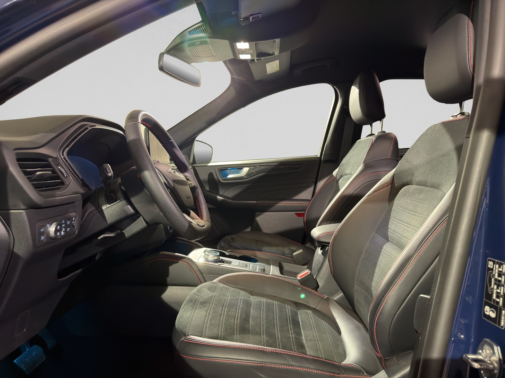 FORD Kuga 2.5 PHEV ST-Line X 2WD-image-8
