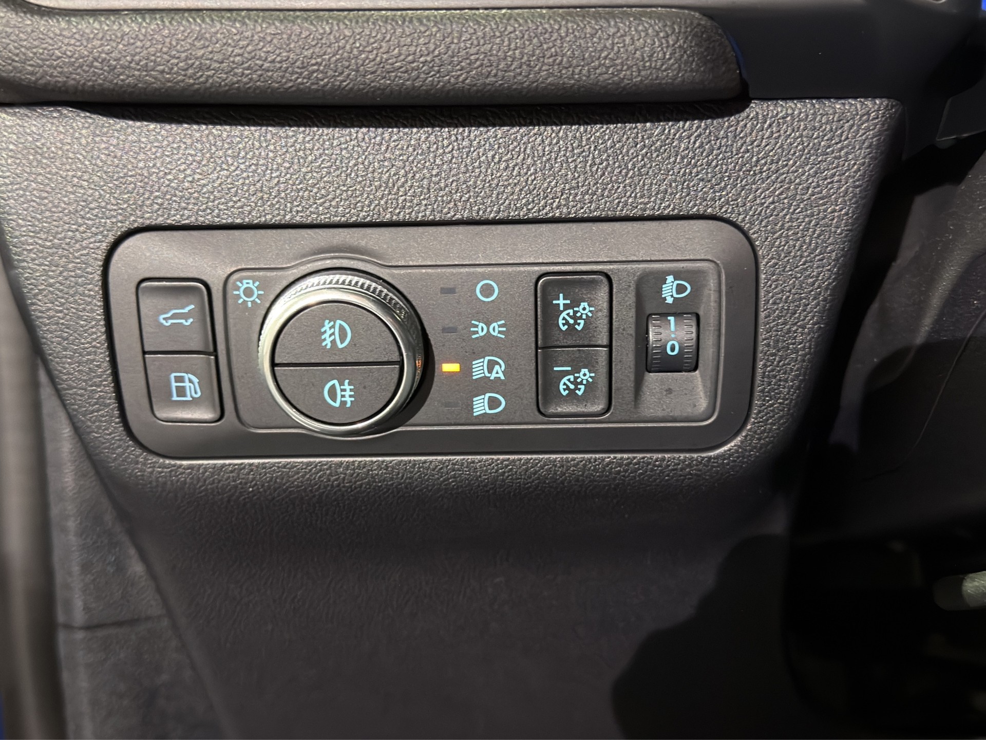 FORD Kuga 2.5 PHEV ST-Line X 2WD-image-24