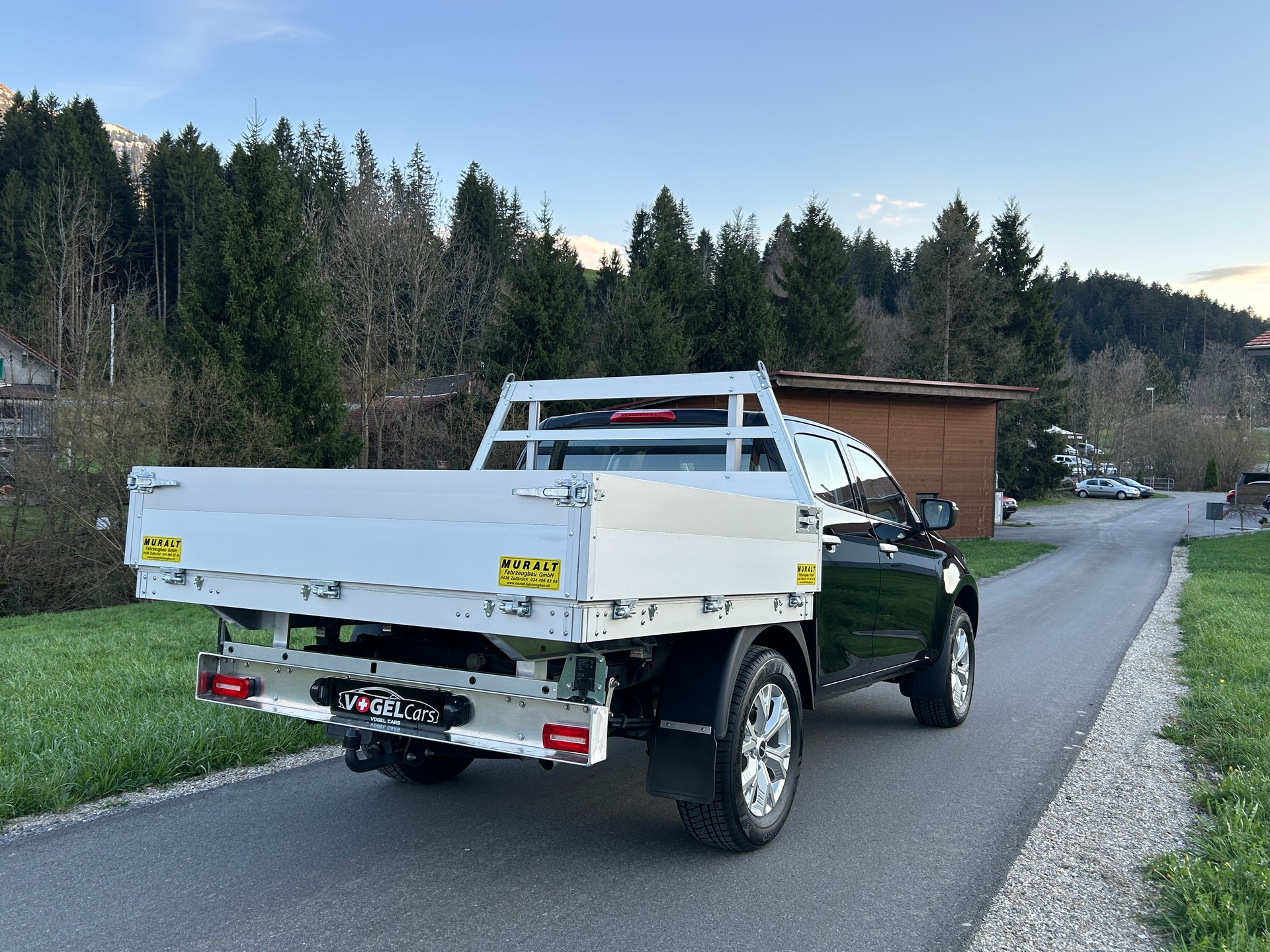 ISUZU D-MAX 1.9 CrewCab N60BB 4x4 AT-image-4