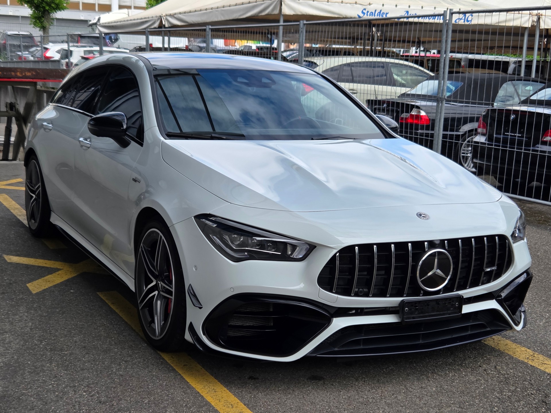 MERCEDES-BENZ CLA Shooting Brake 45 AMG 4Matic+ 8G-DCT-showroom-element-3