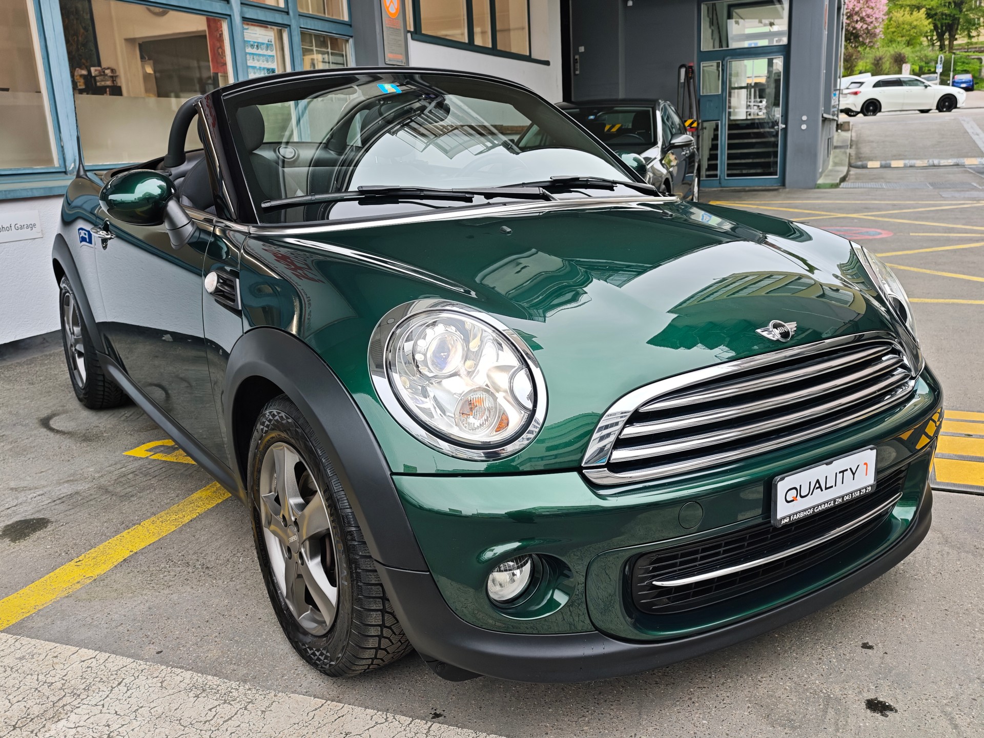 MINI Cooper Roadster-image-2
