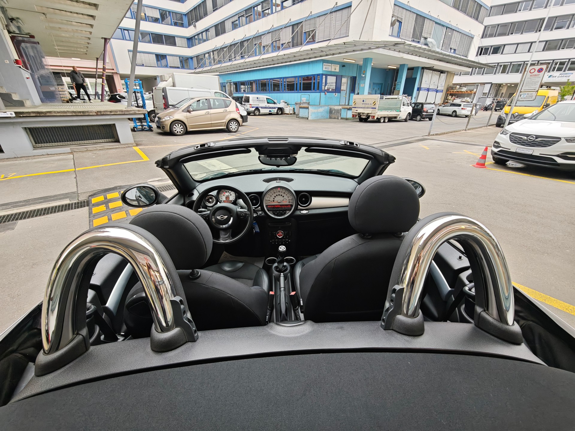 MINI Cooper Roadster-image-11
