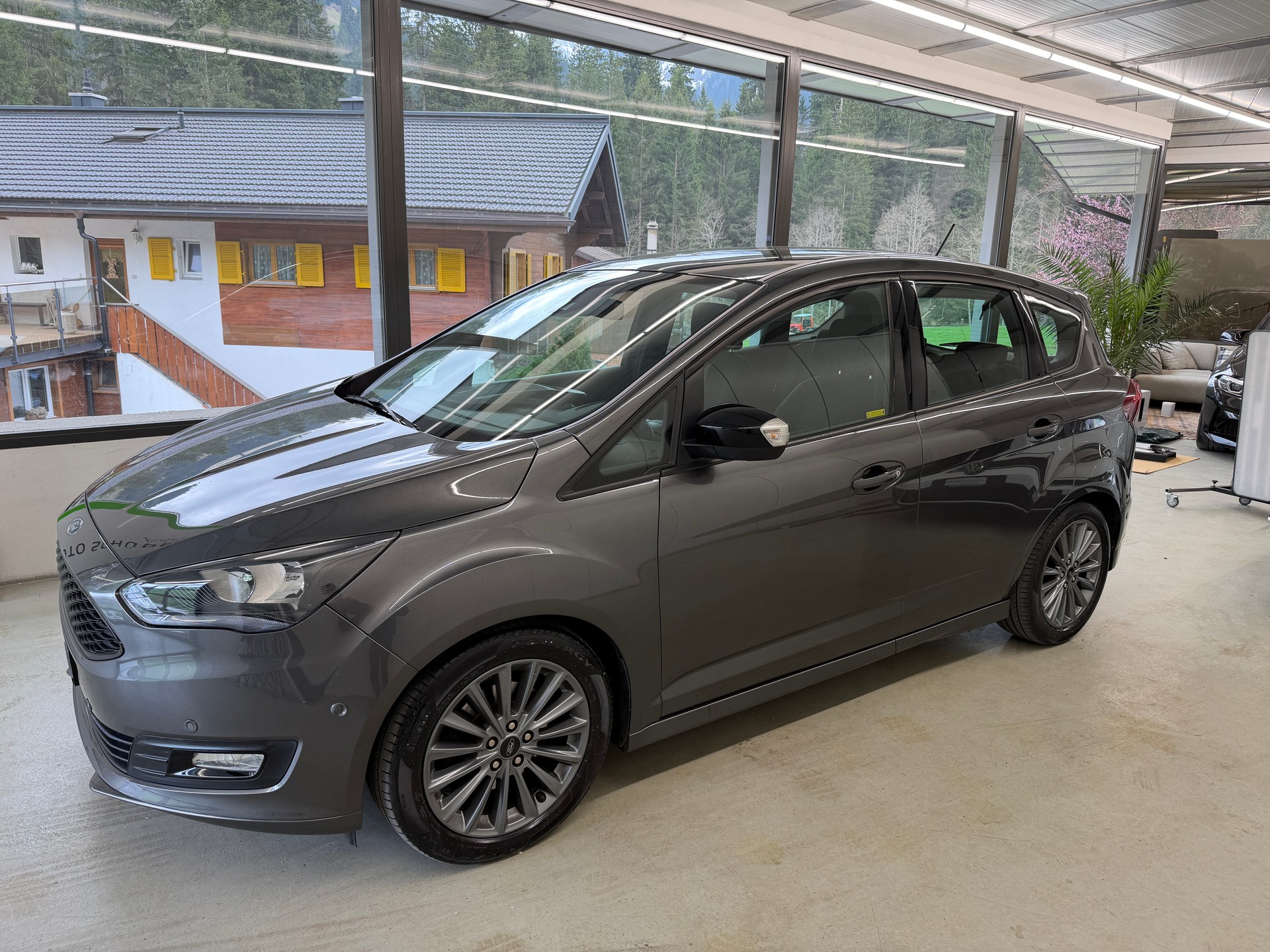 FORD C-Max 2.0 TDCi Trend-image-6