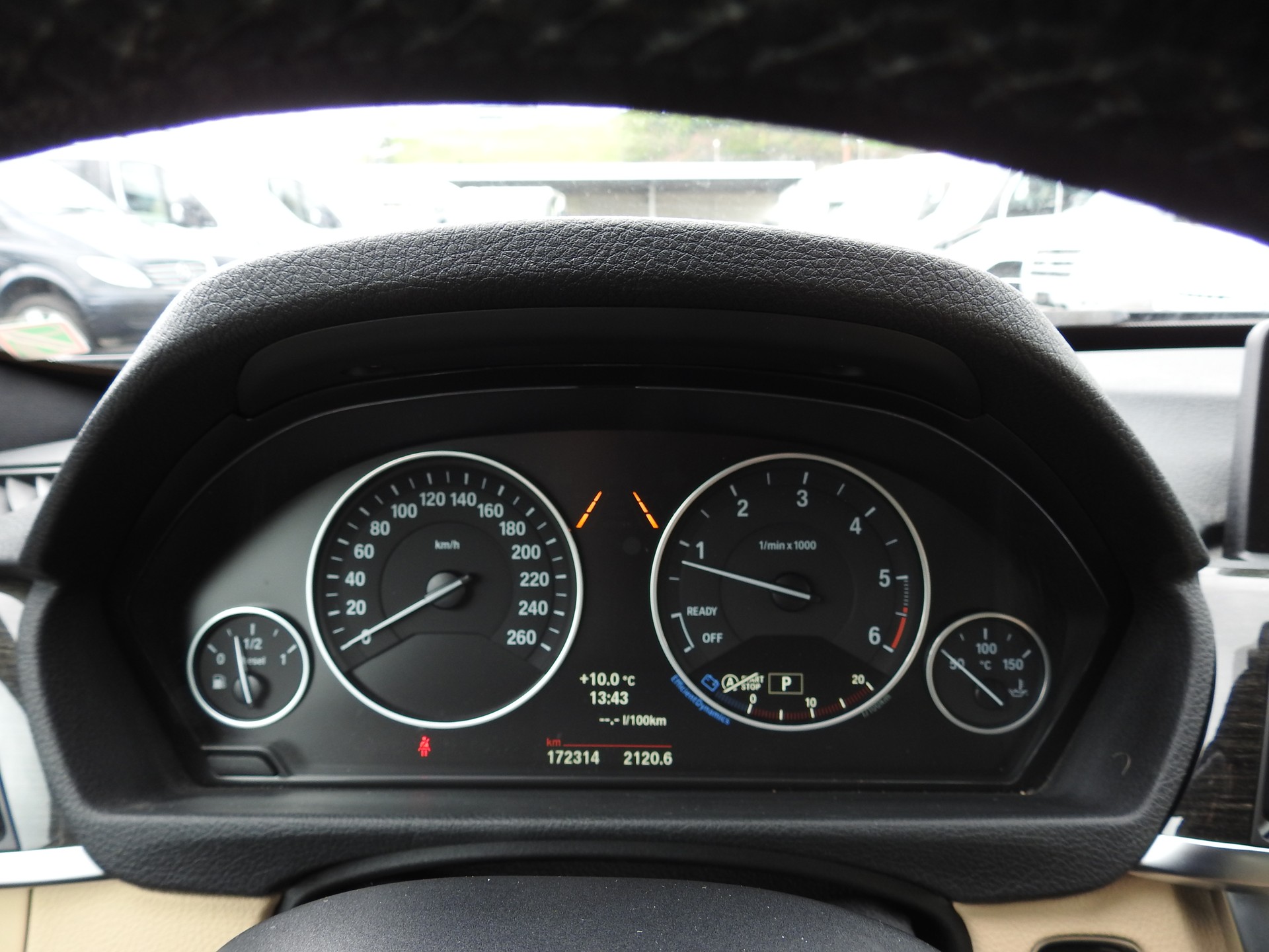 BMW 320d GT xDrive Luxury Line Steptronic-image-25