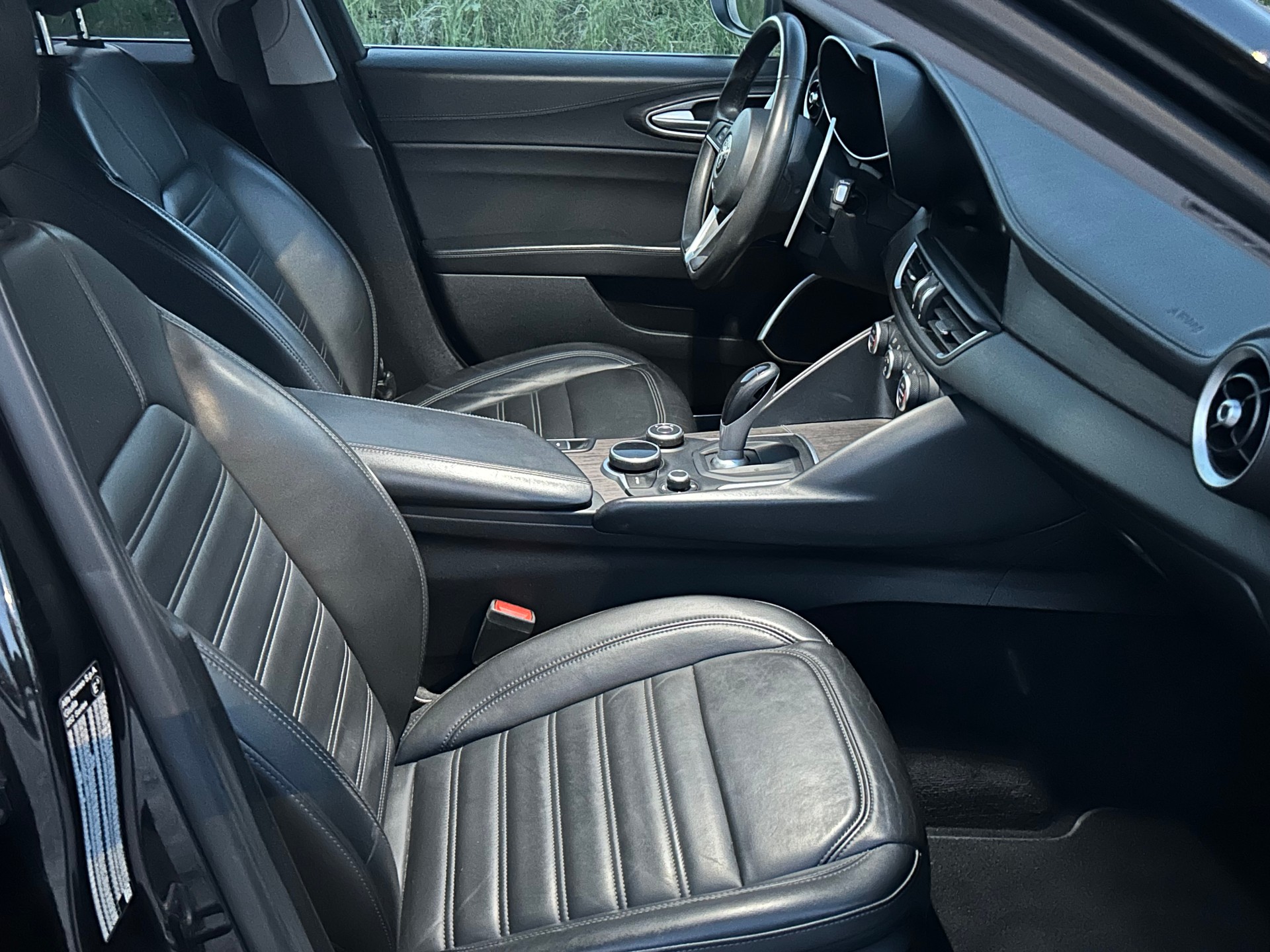 ALFA ROMEO Giulia 2.0 Veloce Q4 Automatic-image-8