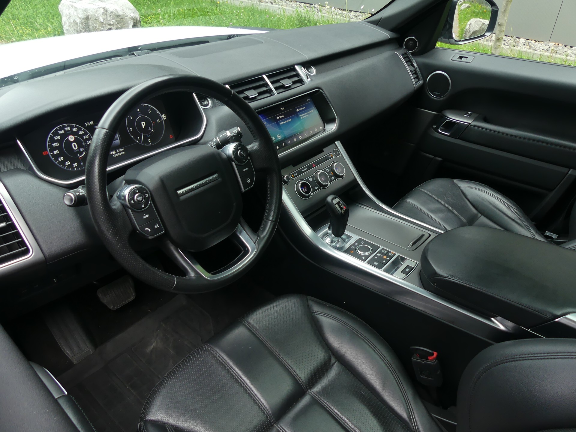 LAND ROVER RR Sport 3.0TDV6 SE-image-6