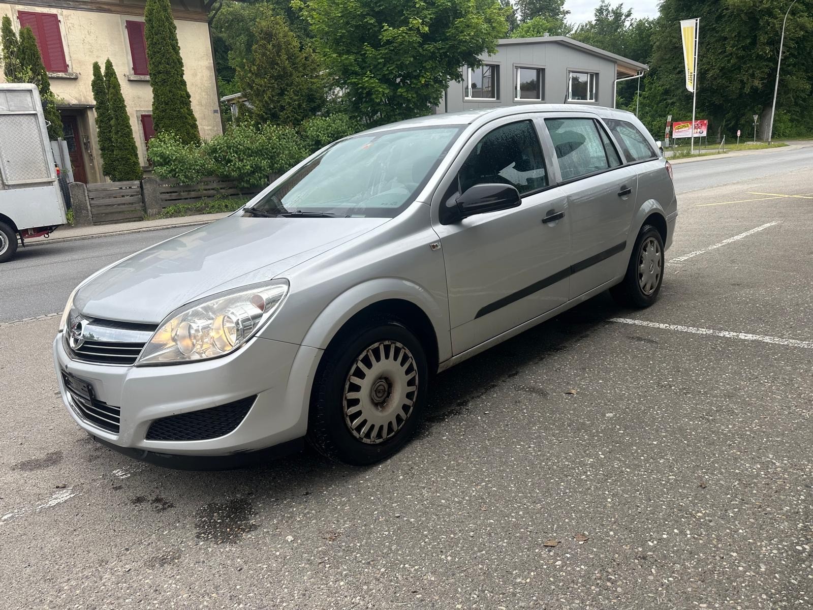 OPEL Astra Caravan 1.8i 16V Diamond Automatic-showroom-element-1
