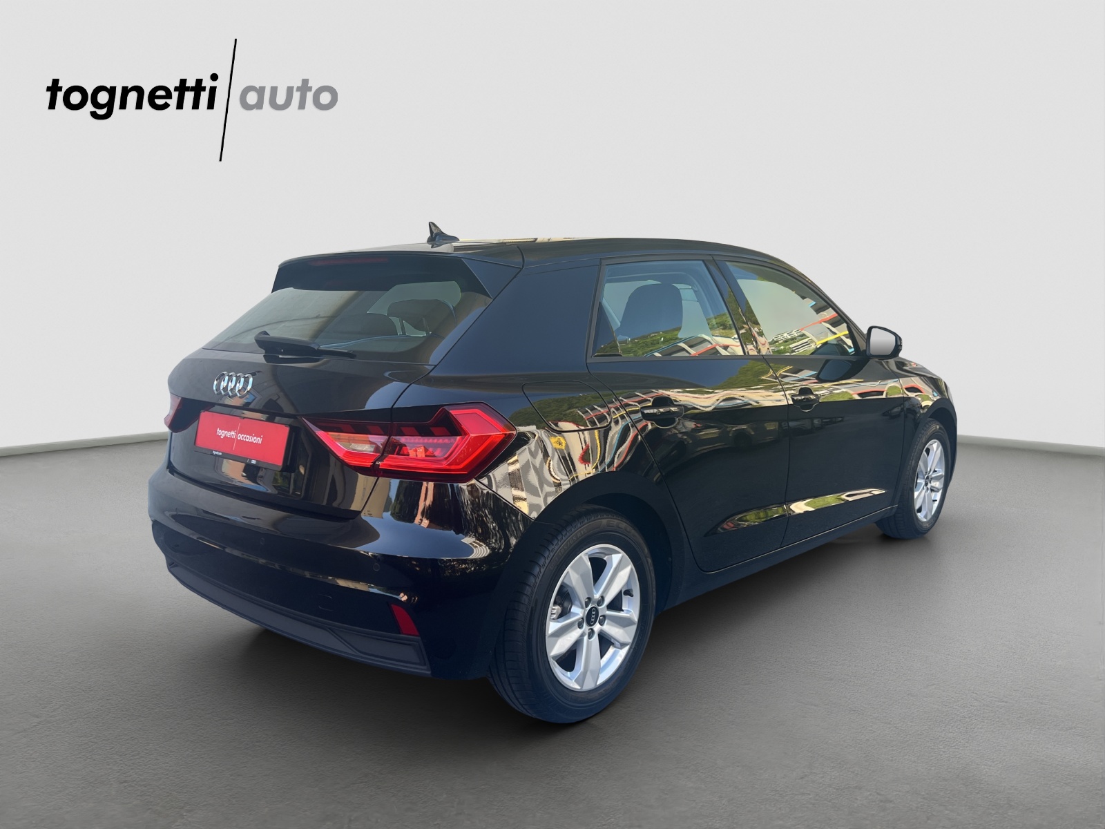 AUDI A1 Sportback 30 TFSI Attraction S-tronic-showroom-element-3