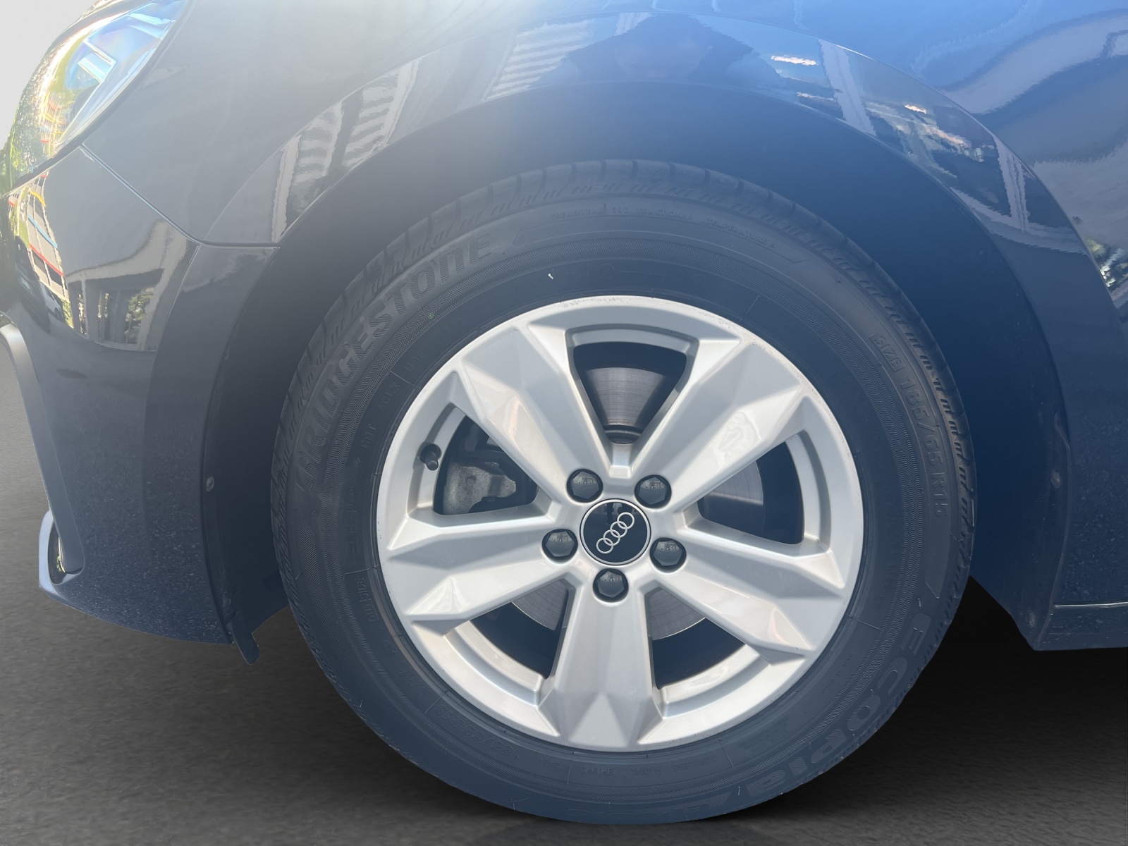 AUDI A1 Sportback 30 TFSI Attraction S-tronic-image-4