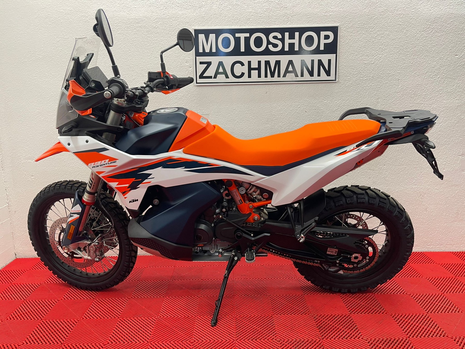 KTM 890 Adventure R-image-3