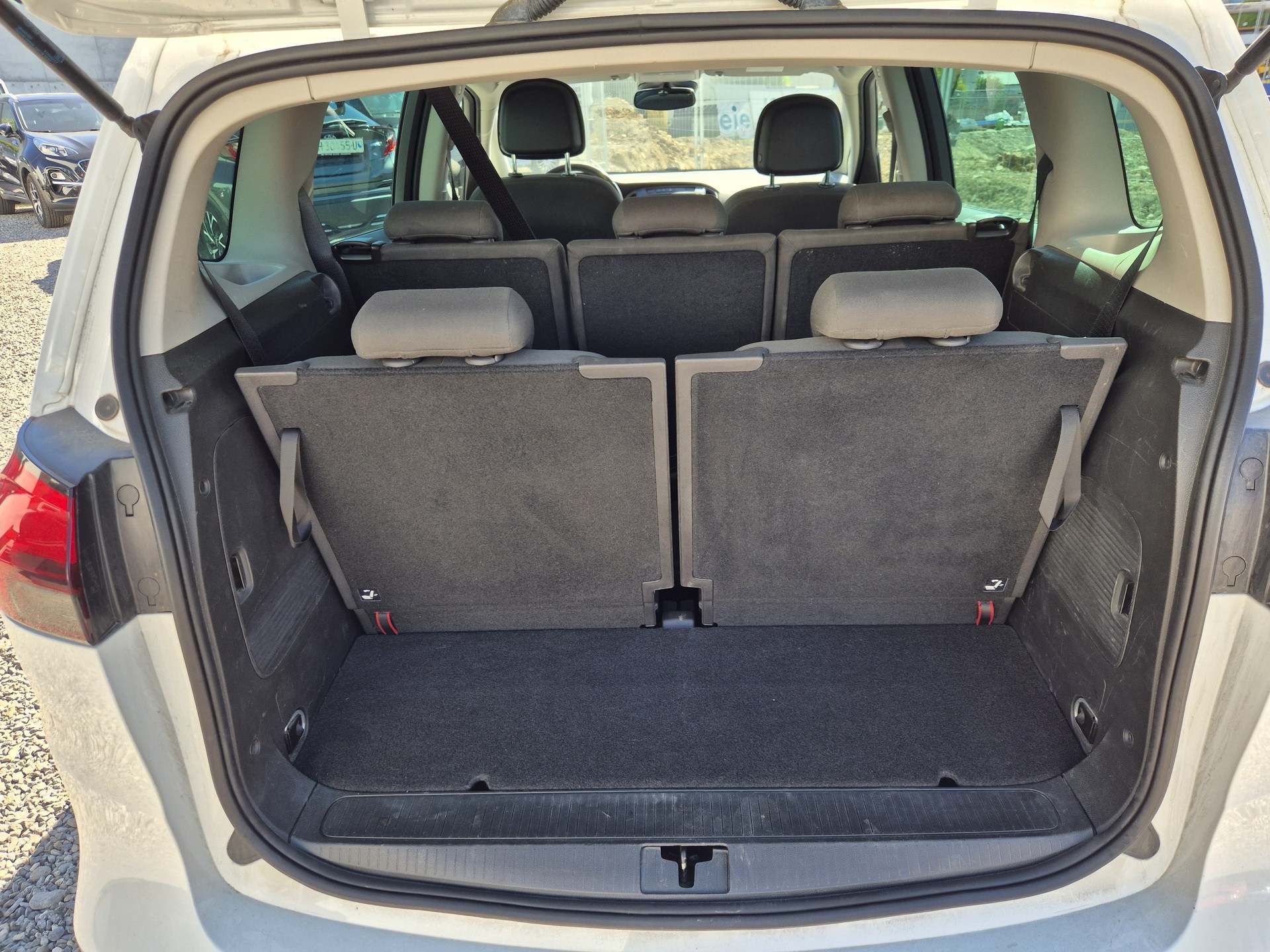 OPEL Zafira 1.4i 16V Excellence-image-8