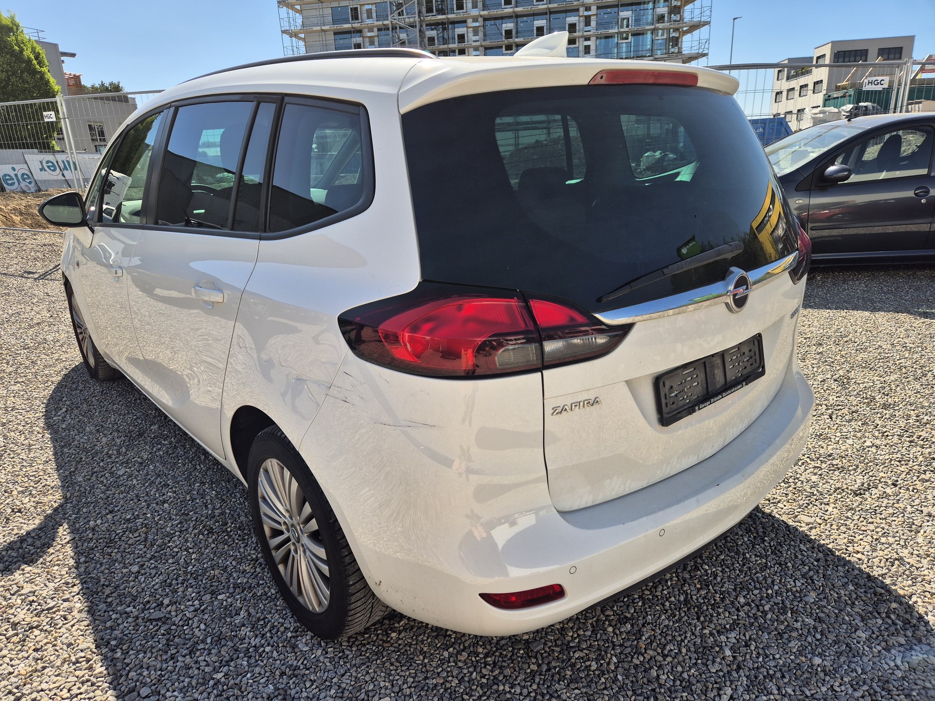 OPEL Zafira 1.4i 16V Excellence-image-1