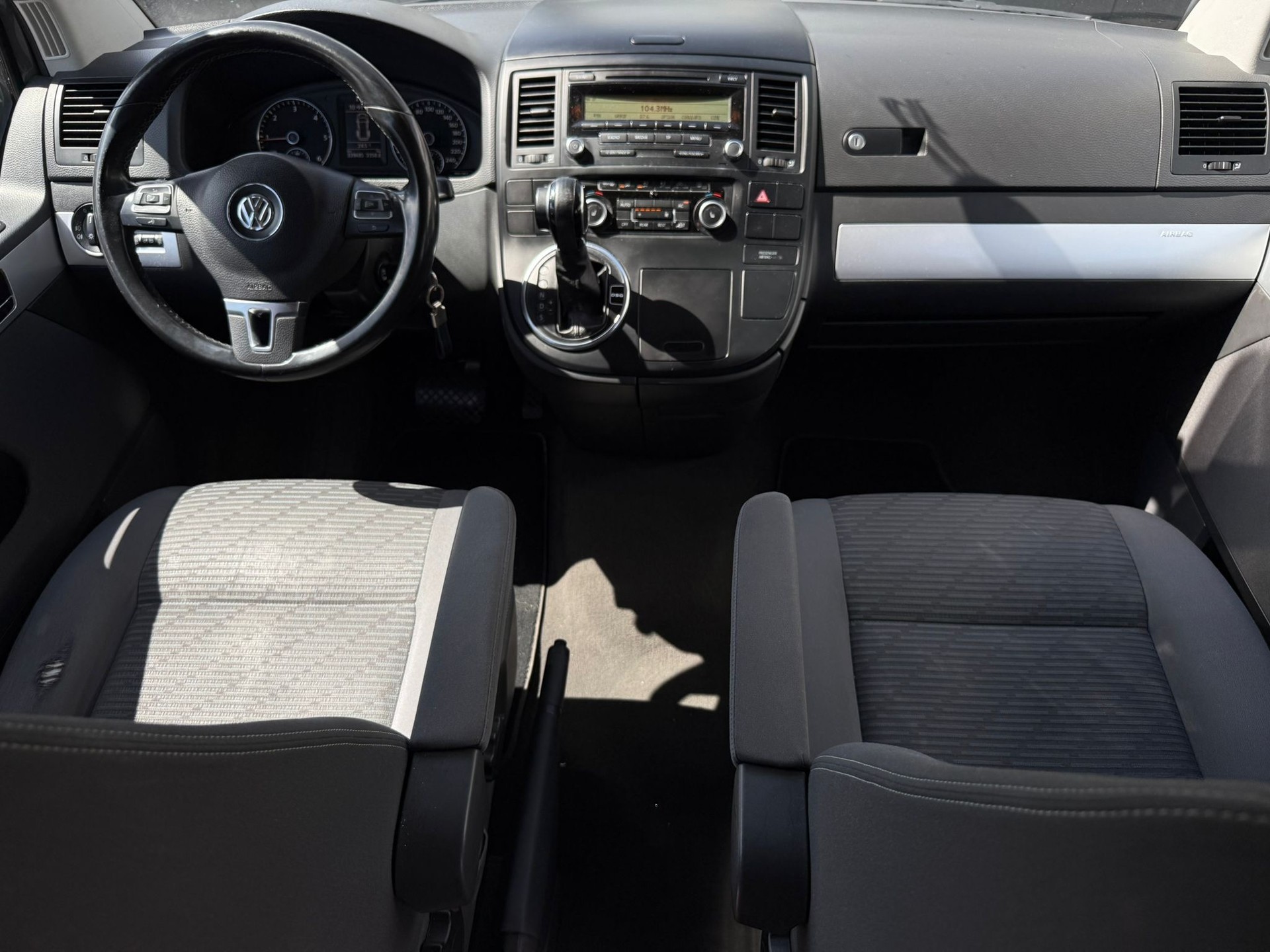 VW T5 Multivan 2.0 Bi-TDI CR Comfortline 4Motion DSG-image-13