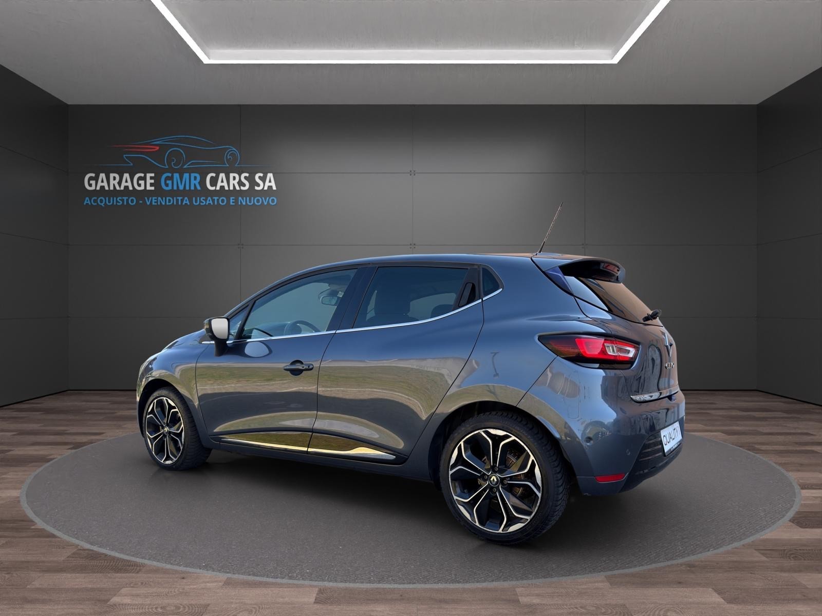 RENAULT Clio 1.2 16V T Swiss Edition EDC-image-3