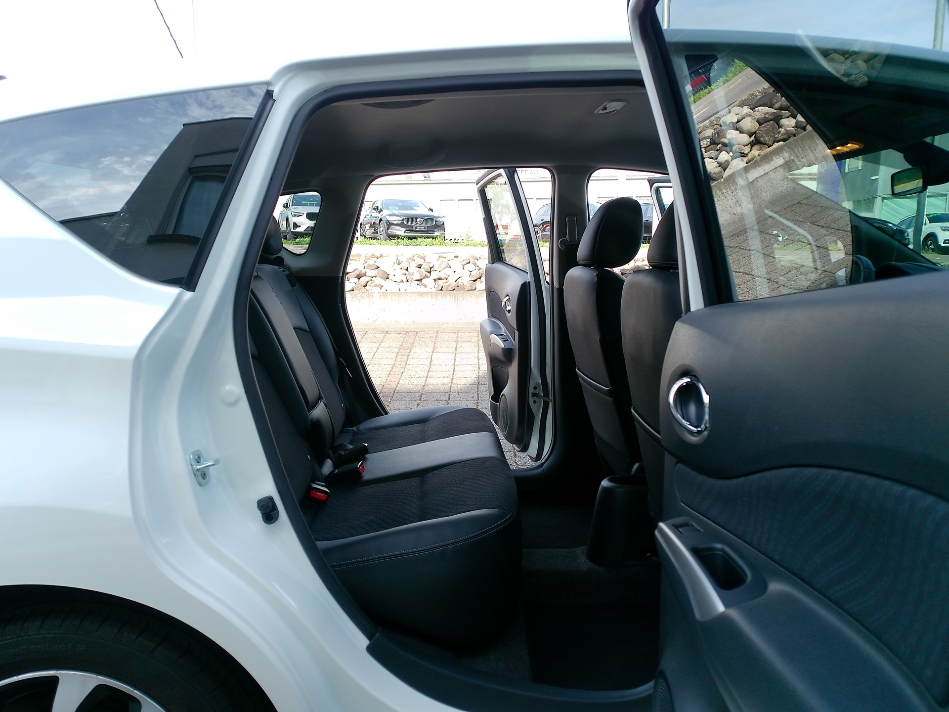 NISSAN Note 1.2 DIG-S tekna CVT-image-13