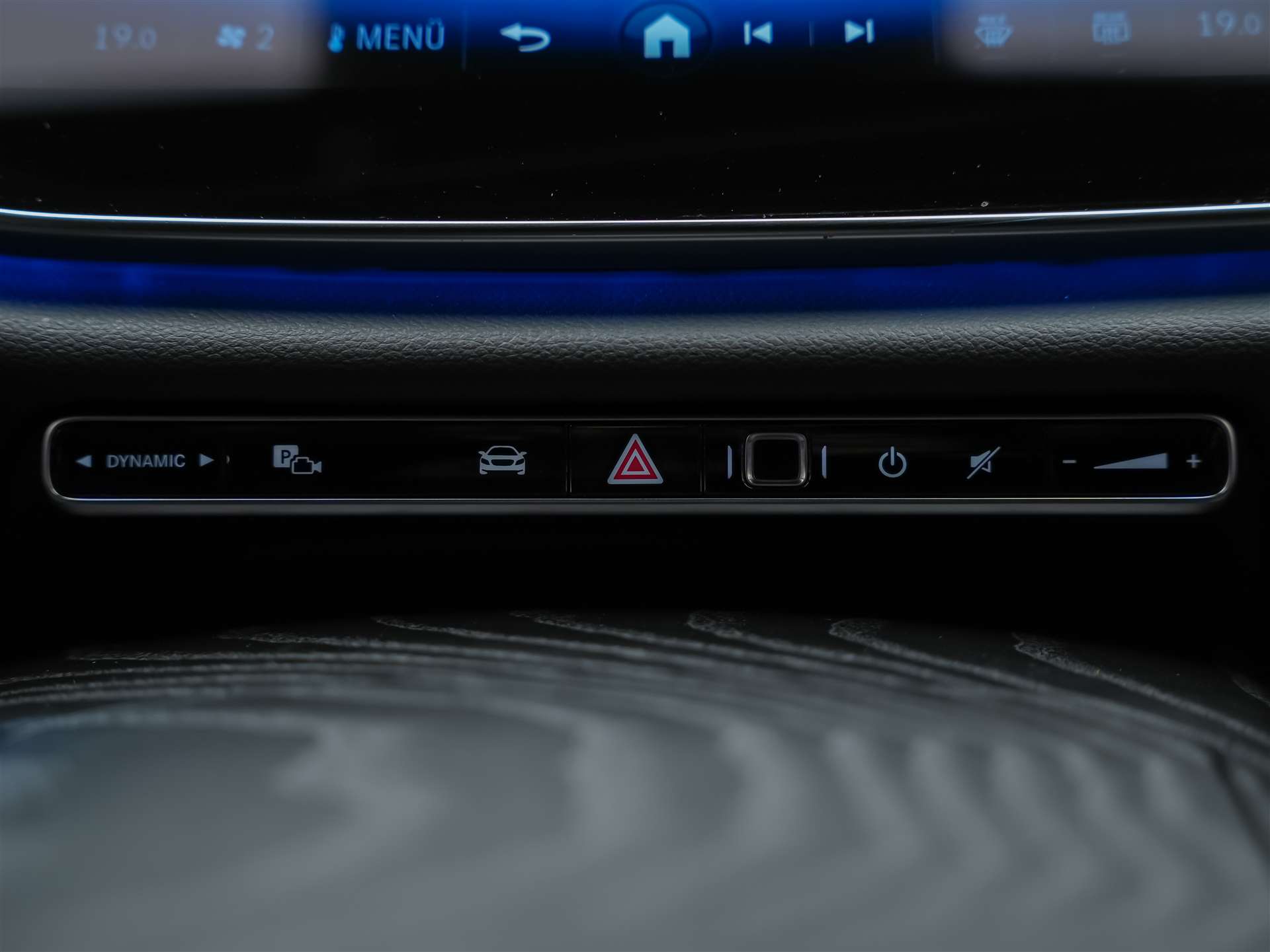 MERCEDES-BENZ E 220 d 4Matic 9G-Tronic *Werksgarantie*Superscreen*Burmester Soundsystem*360° Kamera*-image-21