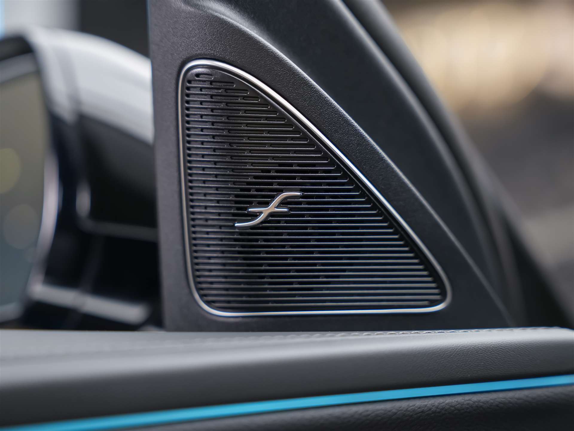 MERCEDES-BENZ E 220 d 4Matic 9G-Tronic *Werksgarantie*Superscreen*Burmester Soundsystem*360° Kamera*-image-24
