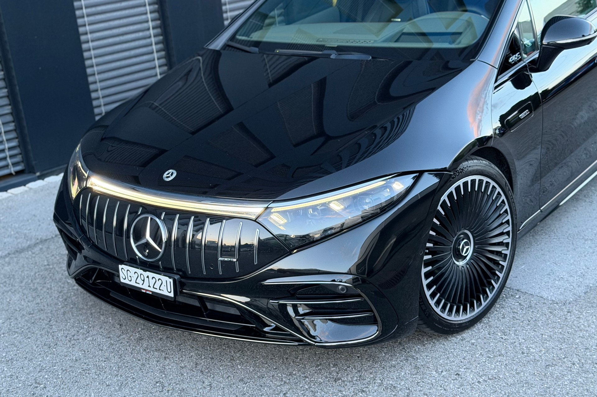 MERCEDES-BENZ EQS AMG 53 4Matic+ ♦️ 1.Hand*Traumausstattung*CH Fahrzeug♦️-image-15
