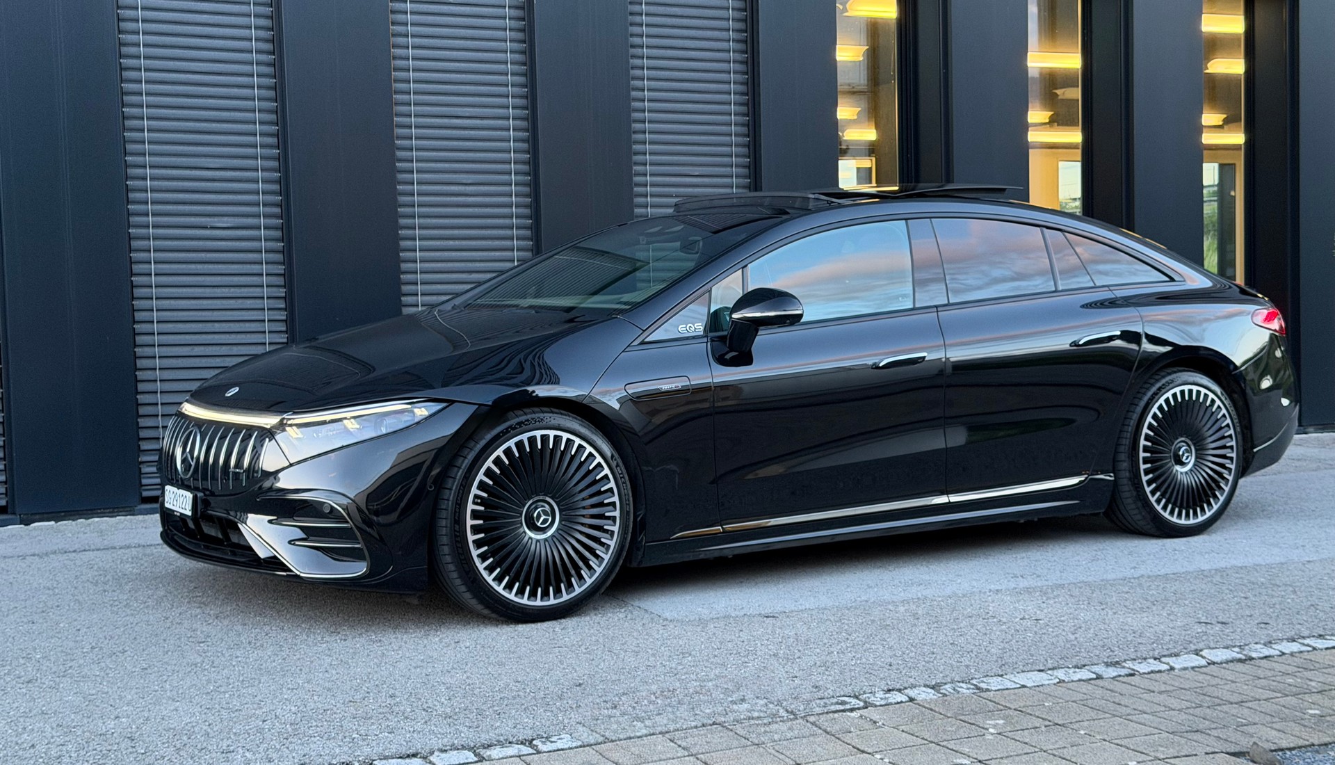 MERCEDES-BENZ EQS AMG 53 4Matic+ ♦️ 1.Hand*Traumausstattung*CH Fahrzeug♦️-image-7