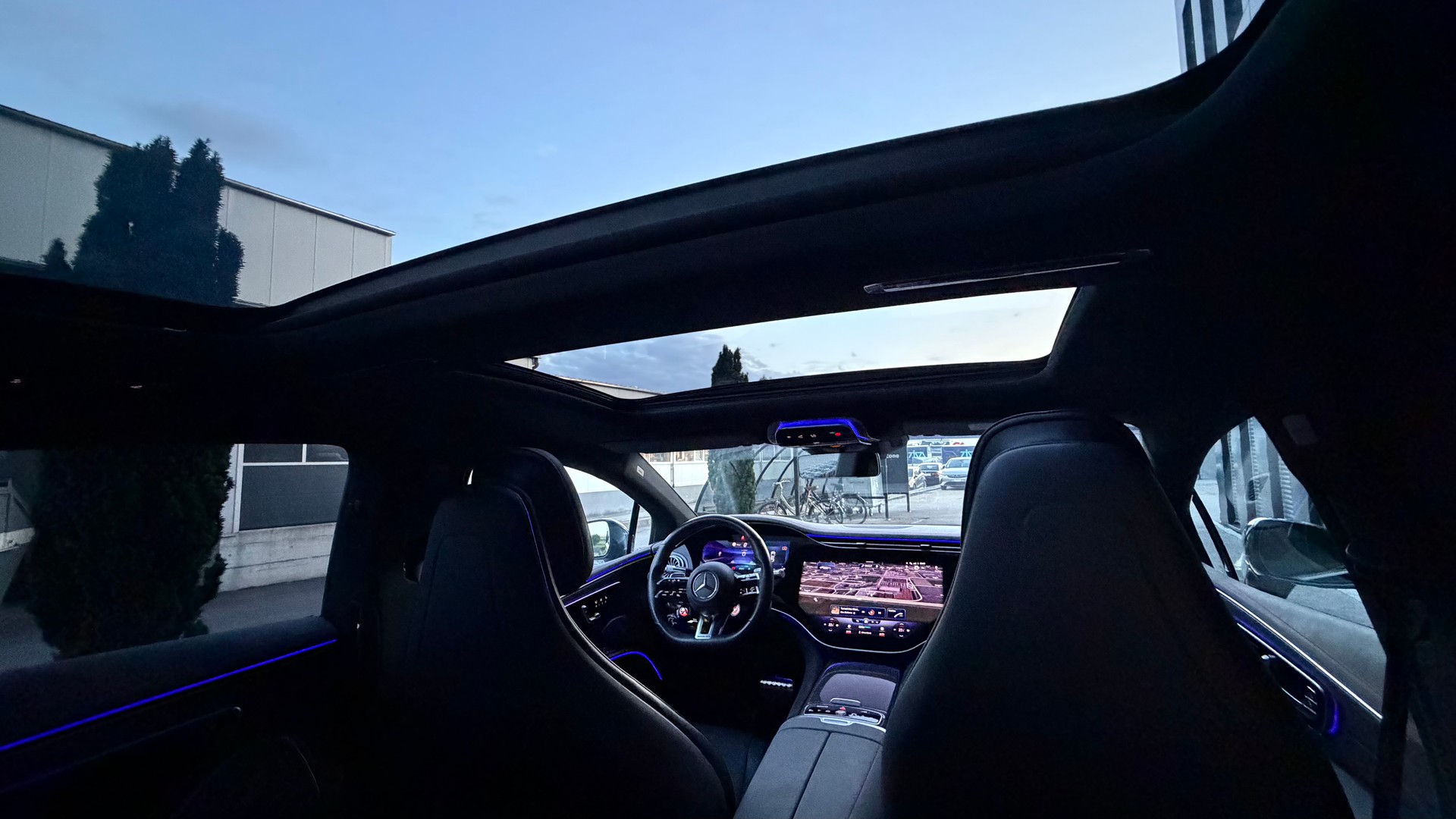 MERCEDES-BENZ EQS AMG 53 4Matic+ ♦️ 1.Hand*Traumausstattung*CH Fahrzeug♦️-image-21