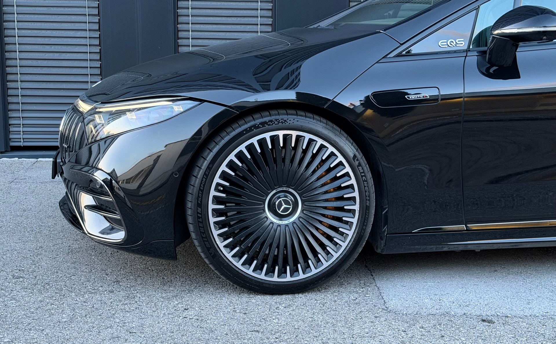 MERCEDES-BENZ EQS AMG 53 4Matic+ ♦️ 1.Hand*Traumausstattung*CH Fahrzeug♦️-showroom-element-3