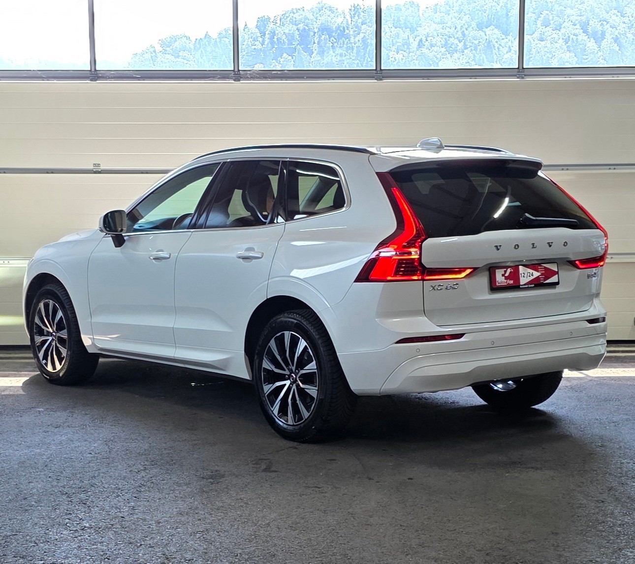 VOLVO XC60 B5 Benzin Mild Hybrid AWD Core Geartronic *Spurassistens&PilotAsisst*CarPlay*Sitz-&Lenkradheizung*Harman&Kardon*-showroom-element-2