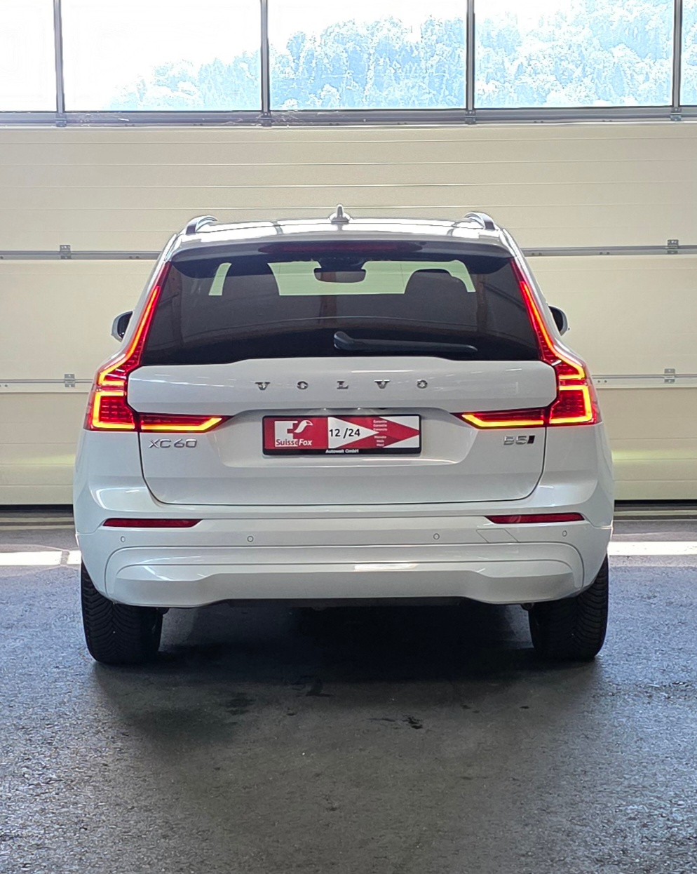 VOLVO XC60 B5 Benzin Mild Hybrid AWD Core Geartronic *Spurassistens&PilotAsisst*CarPlay*Sitz-&Lenkradheizung*Harman&Kardon*-showroom-element-3