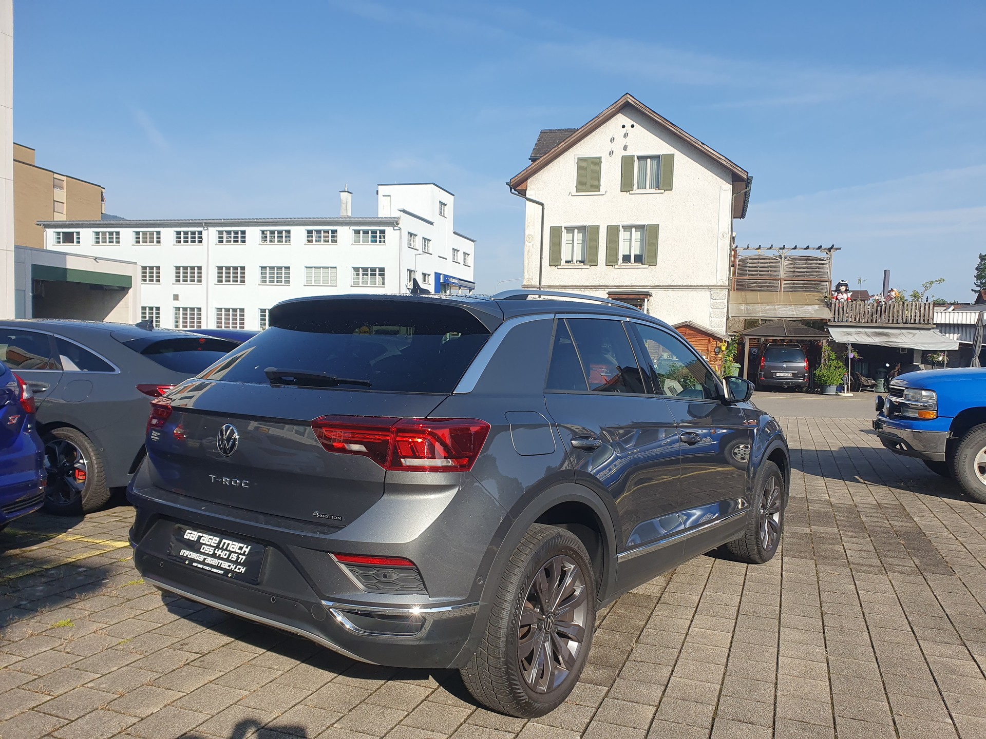 VW T-Roc 2.0 TSI Advance DSG 4Motion-showroom-element-3