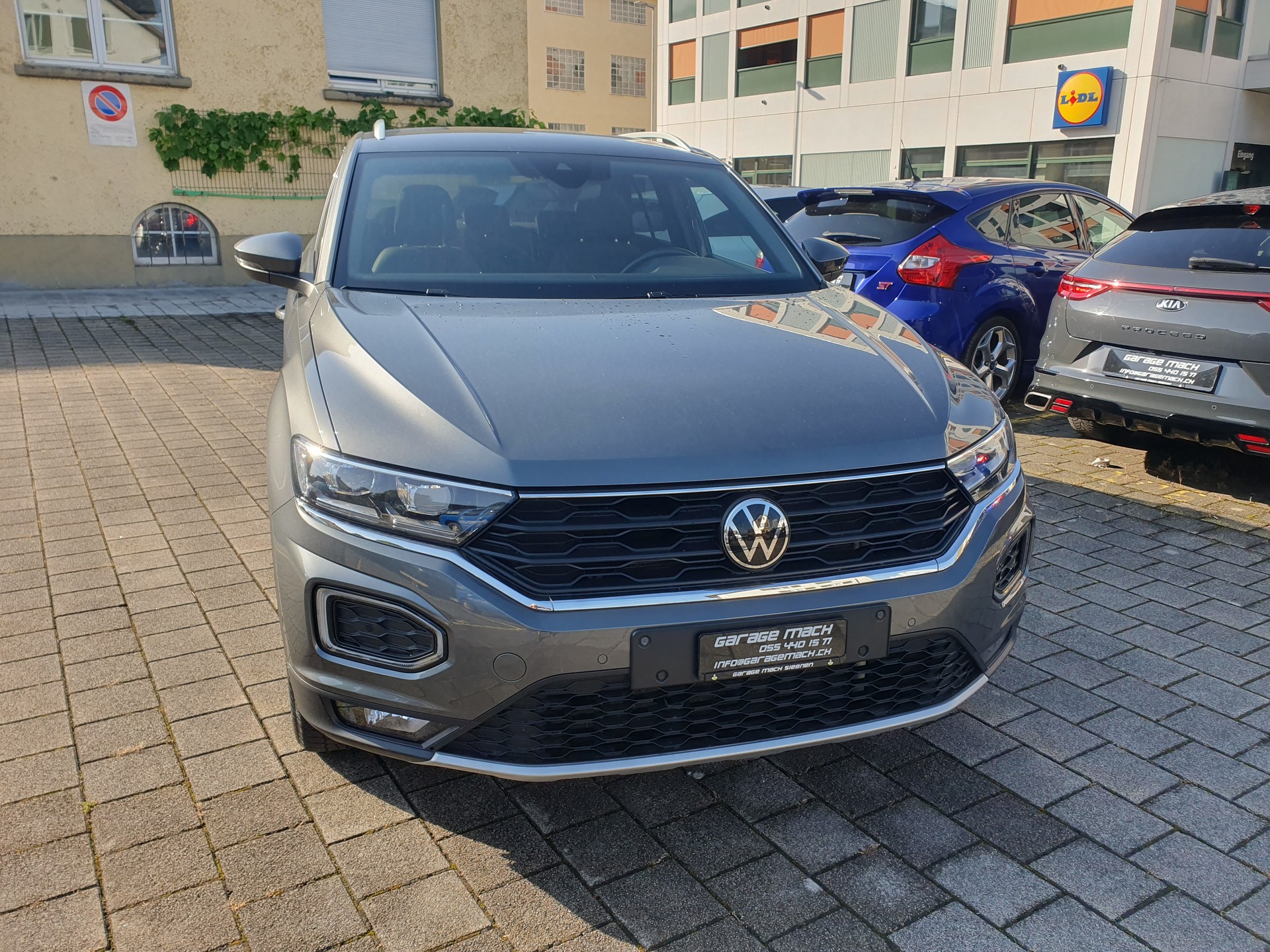 VW T-Roc 2.0 TSI Advance DSG 4Motion-showroom-element-1