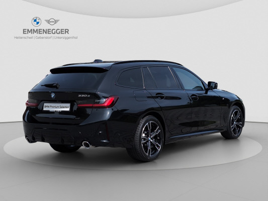 BMW 330e xDrive M Sport-showroom-element-3