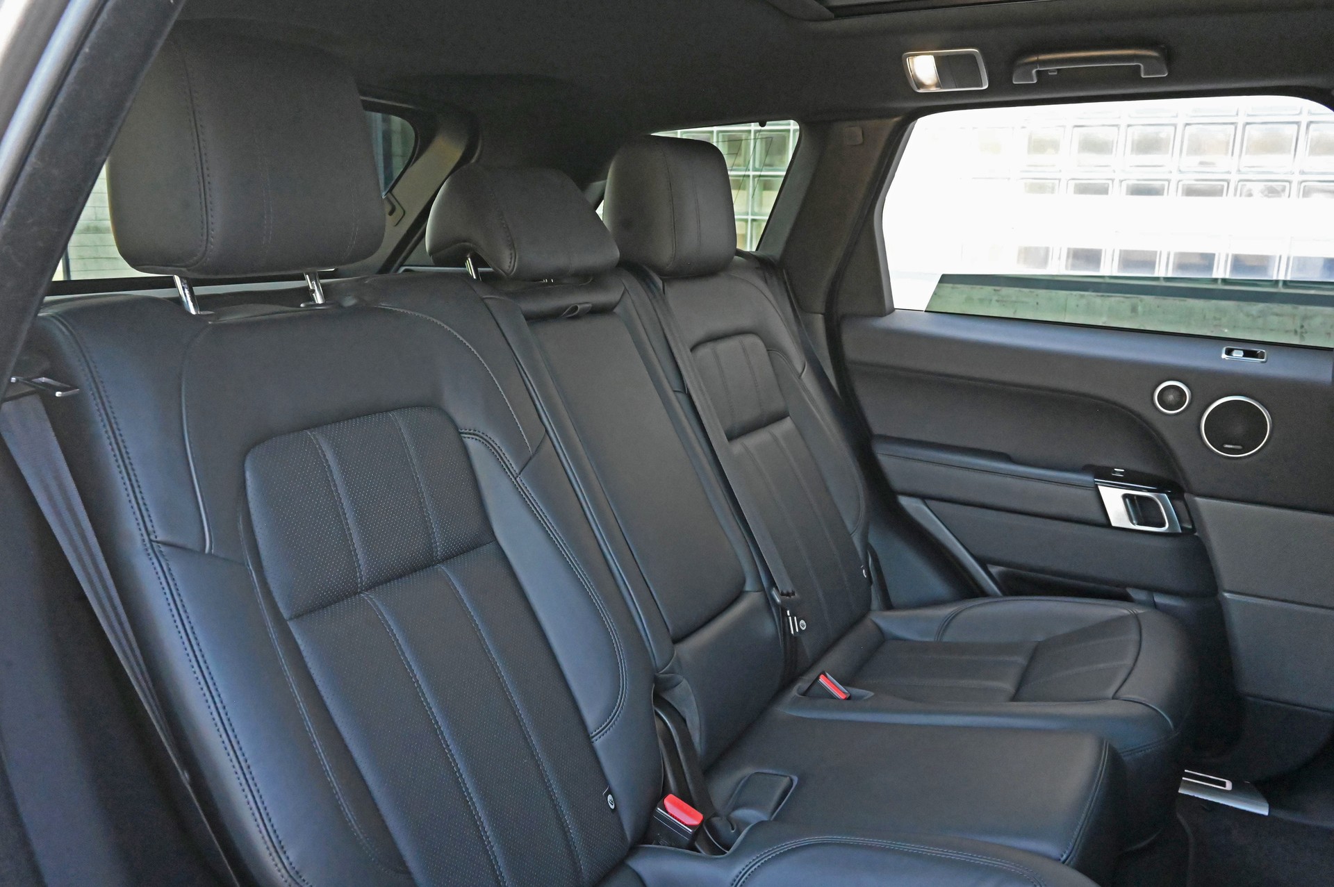 LAND ROVER Range Rover Sport D300 3.0D I6 MHEV HSE Dynamic Automatic-image-16