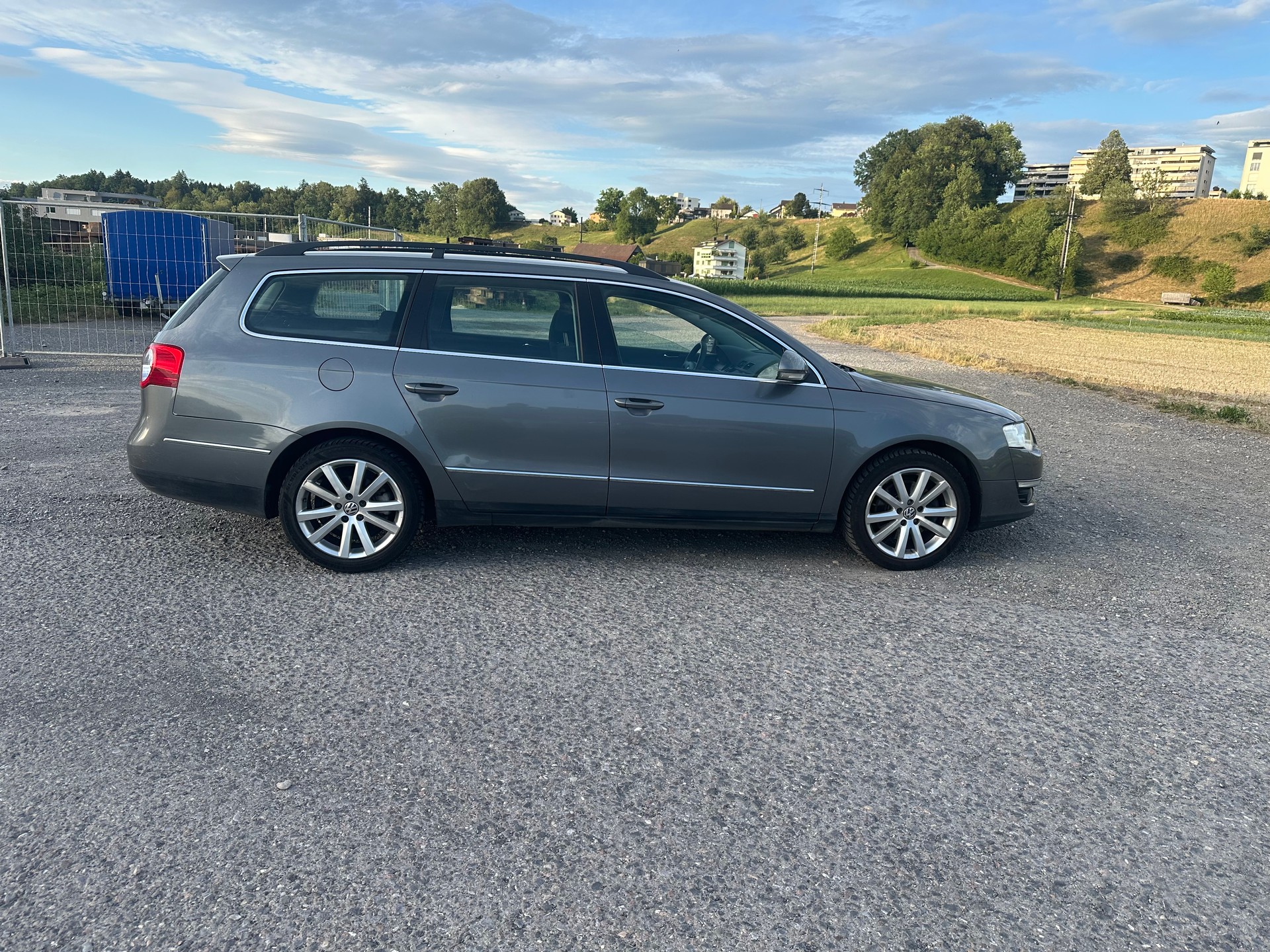 VW Passat Variant 2.0 TDI Comfortline 4Motion-image-4