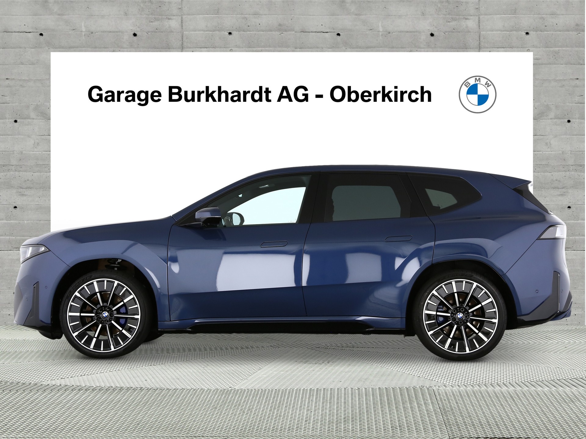 BMW iX3 50 xDrive M Sport-showroom-element-1