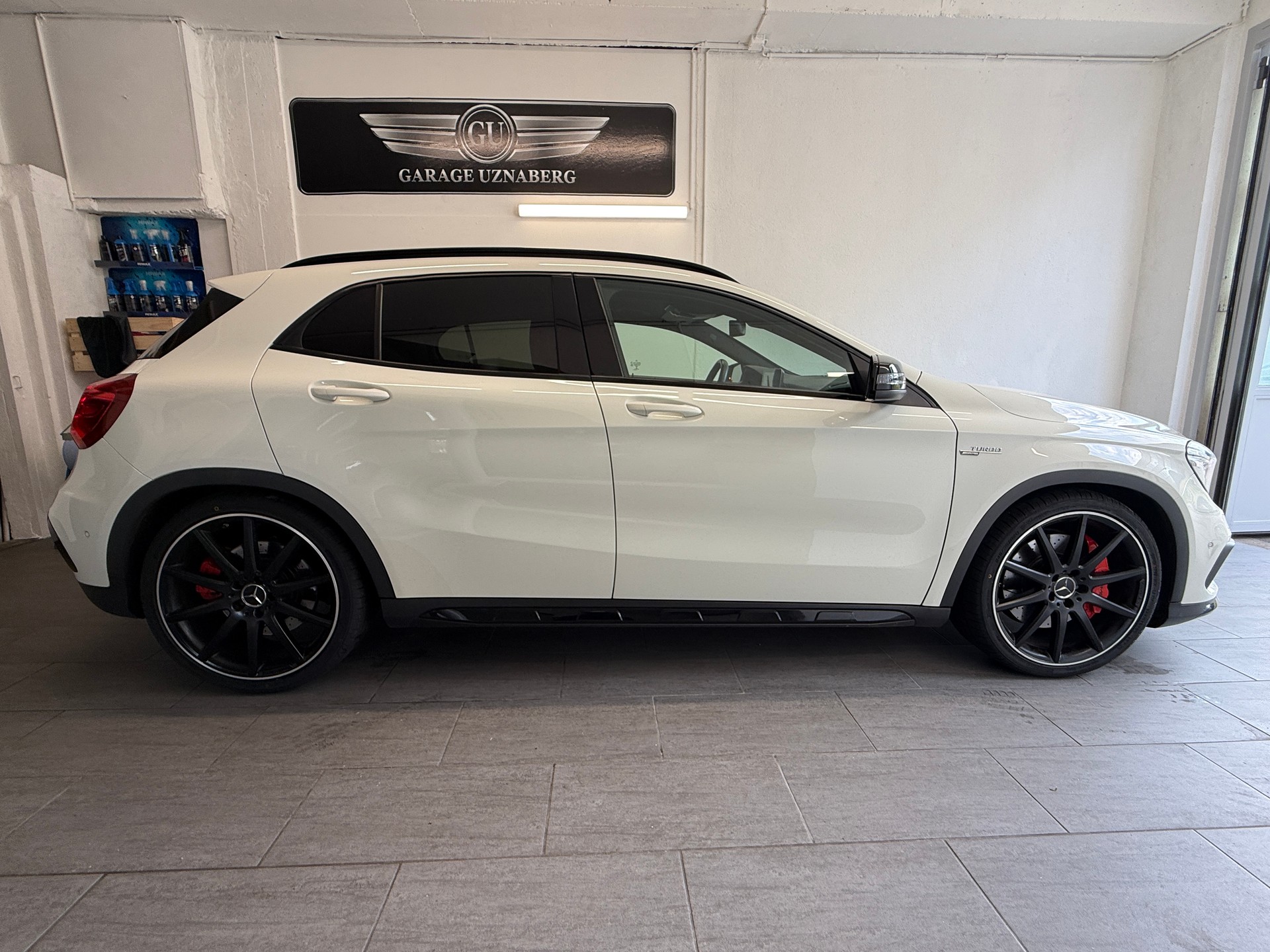 MERCEDES-BENZ GLA 45 AMG 4Matic 7G-DCT Ab 260.- pro Monat-image-5