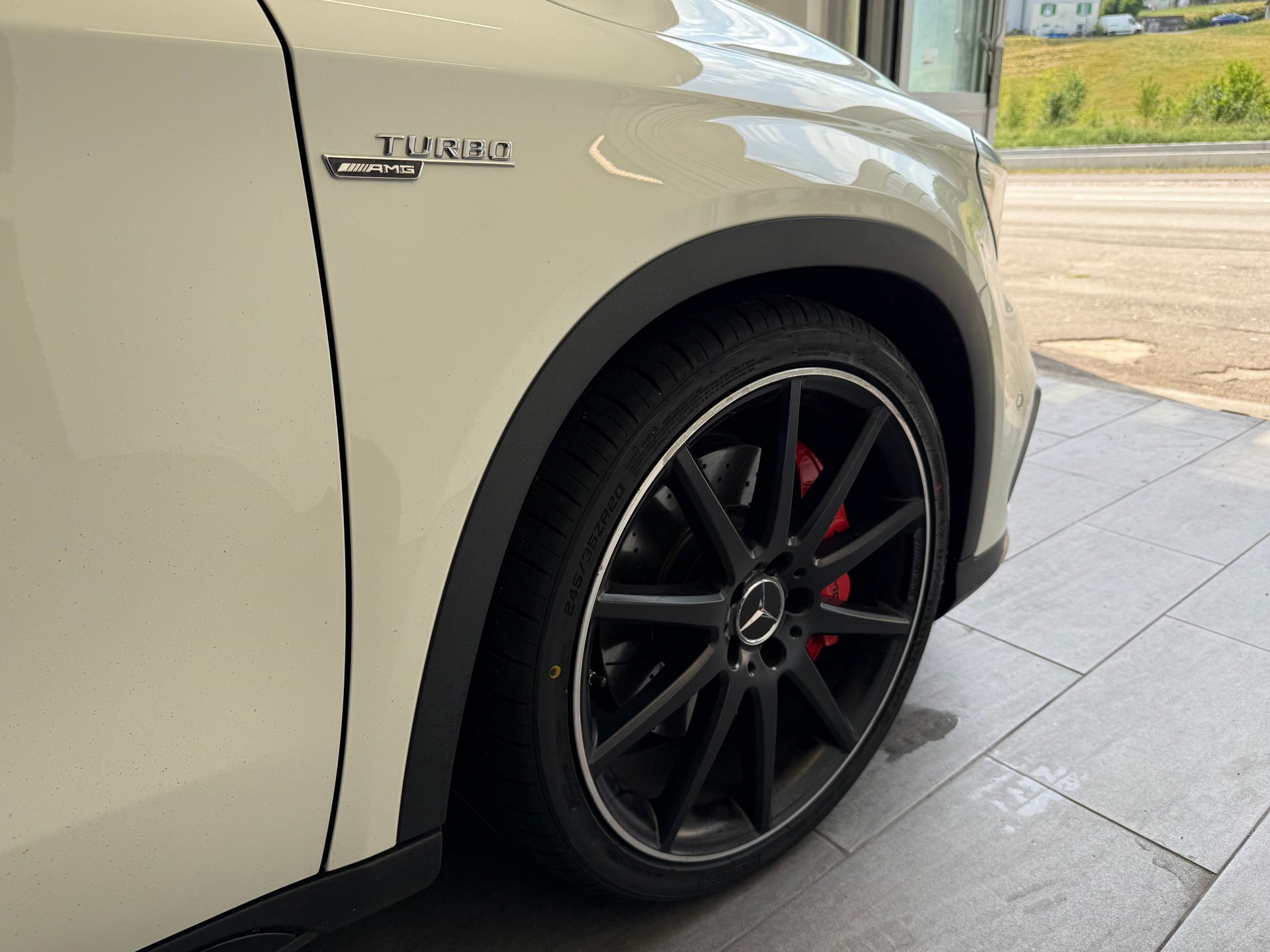 MERCEDES-BENZ GLA 45 AMG 4Matic 7G-DCT Ab 260.- pro Monat-image-19
