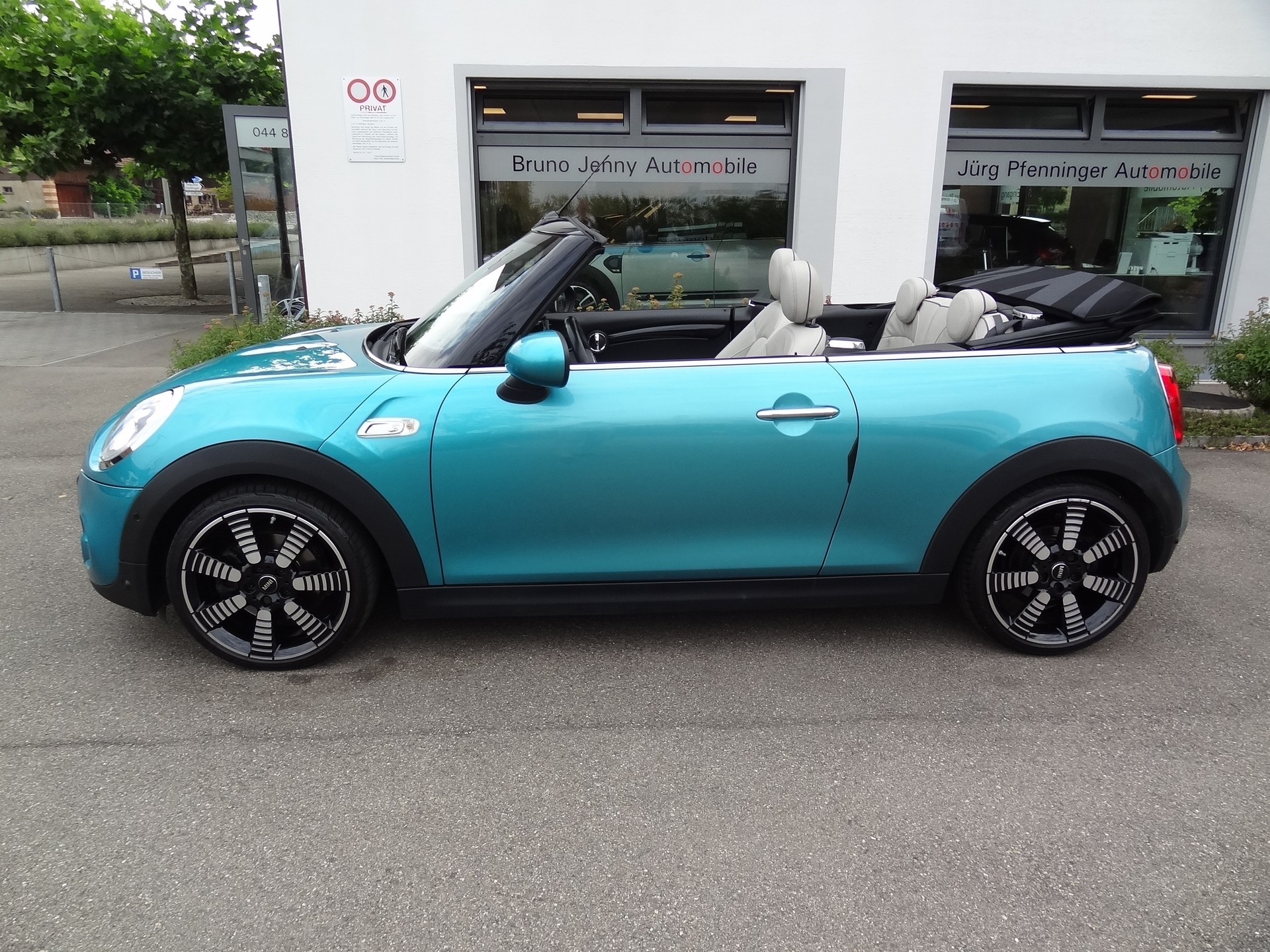 MINI Cooper S Cabriolet Steptronic-showroom-element-2