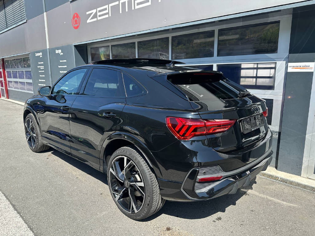 AUDI Q3 Sportback 2.0 40 TFSI Sline quattro - CH-showroom-element-3
