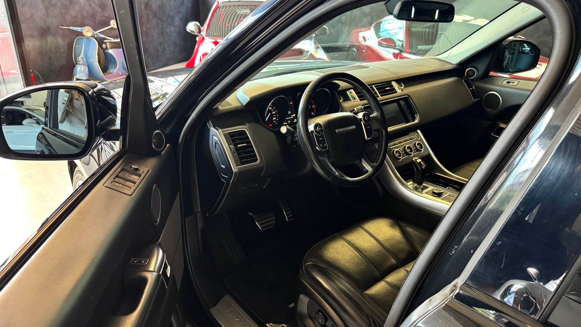 LAND ROVER Range Rover Sport 3.0 SDV6 HSE Automatic-image-5
