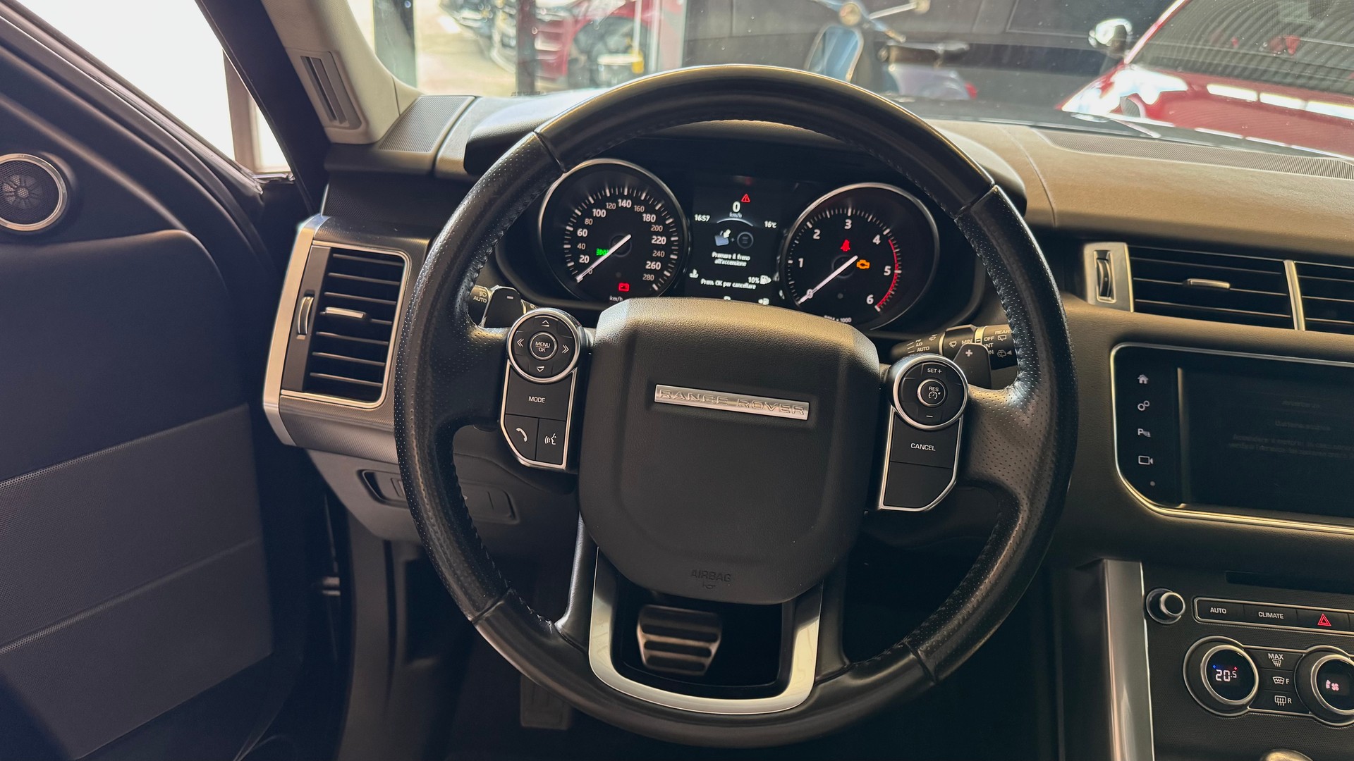 LAND ROVER Range Rover Sport 3.0 SDV6 HSE Automatic-image-6