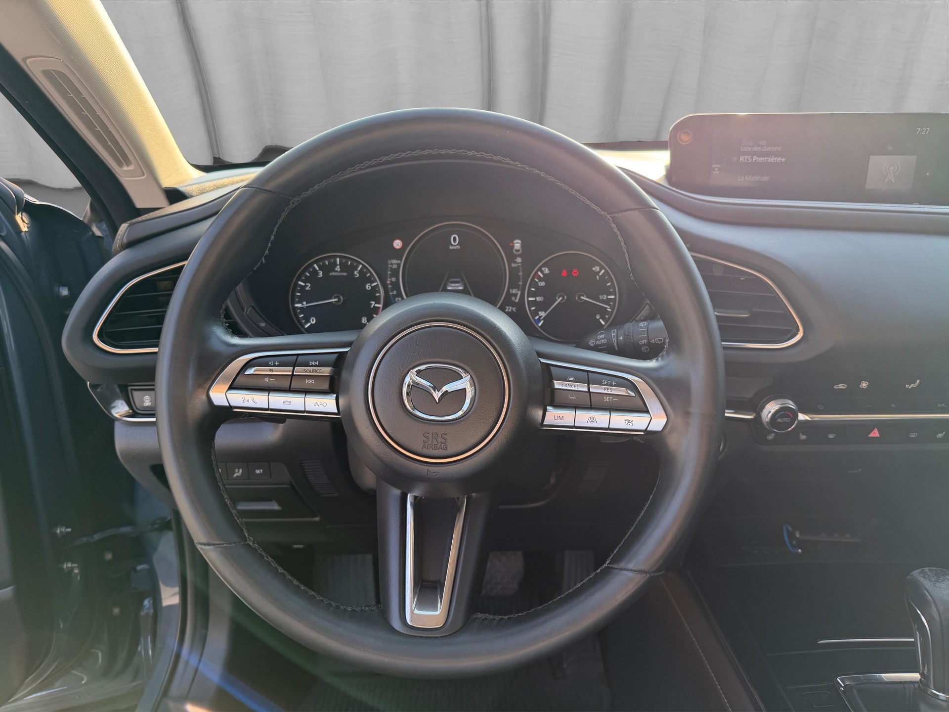 MAZDA CX-30 SKYACTIV-X 186 M Hybrid AWD Revolution Automat-image-11