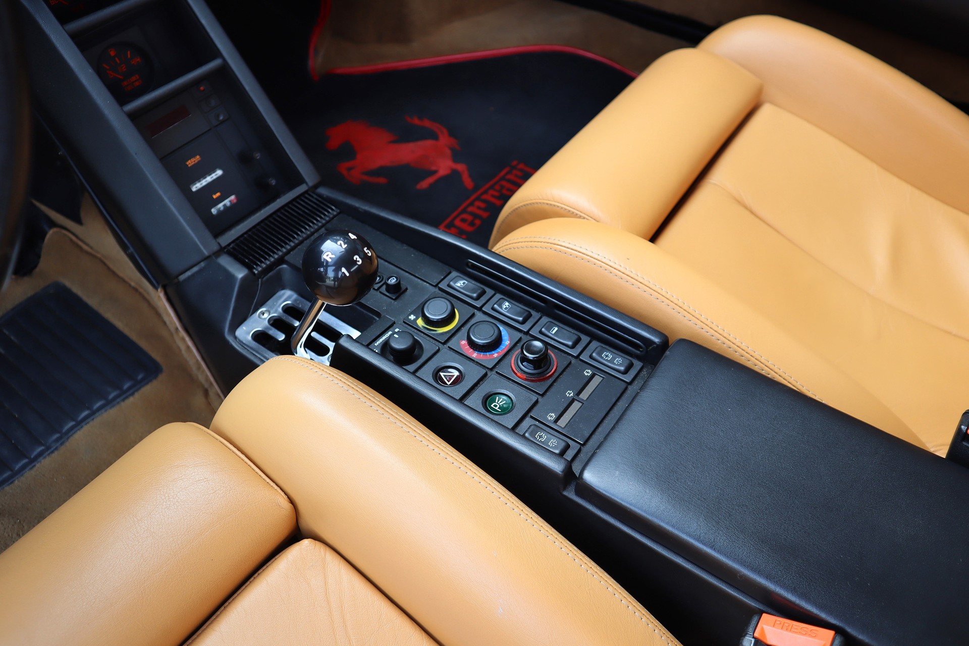 FERRARI Testarossa-image-14