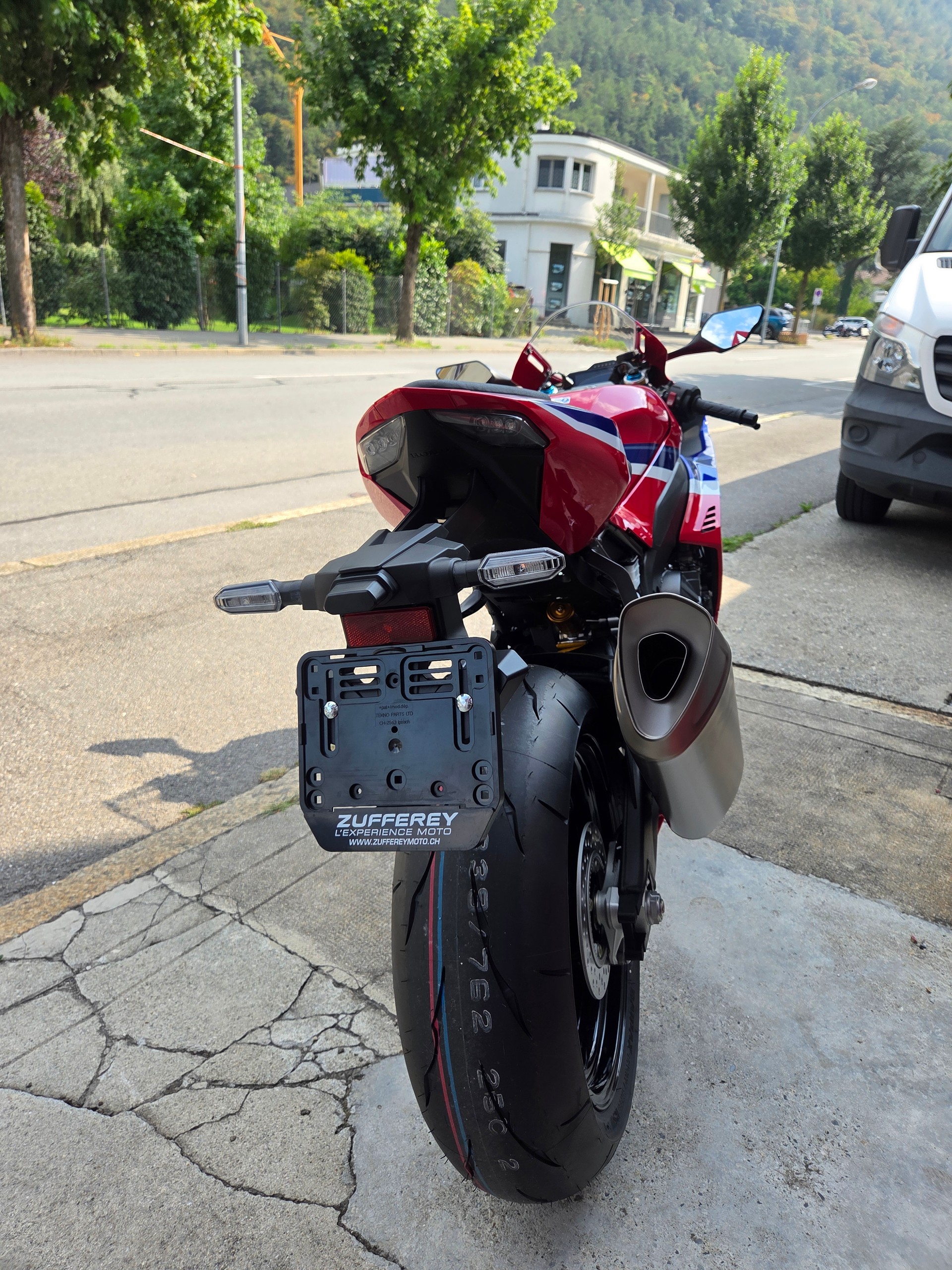 HONDA CBR 1000 RR-R Fireblade SP-image-5