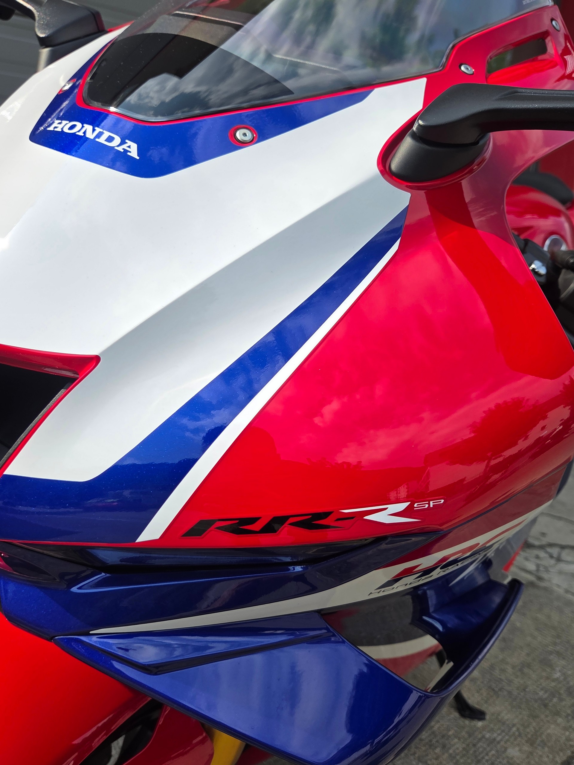 HONDA CBR 1000 RR-R Fireblade SP-image-7