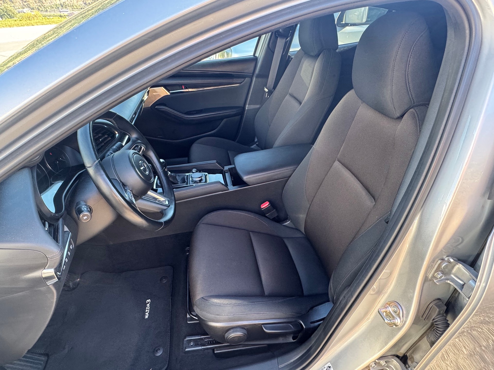 MAZDA 3 Hatchback SKYACTIV-G M Hybrid 122 Ambition-image-6